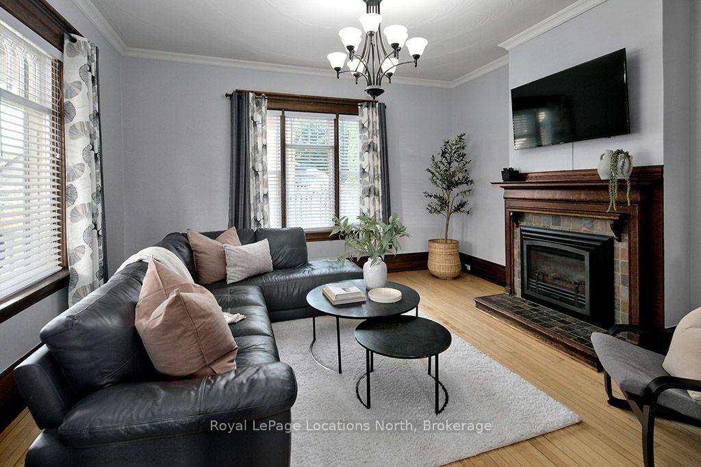 Photo 8 of 120 Marshall Street E, Meaford — HOMEH