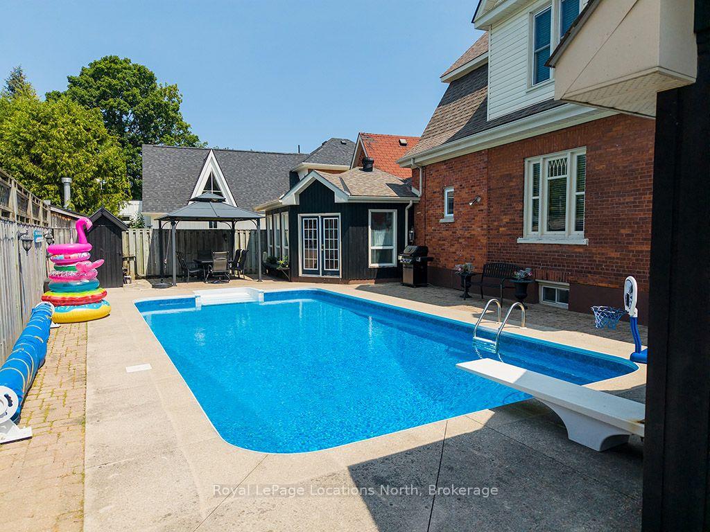 Photo 38 of 120 Marshall Street E, Meaford — HOMEH