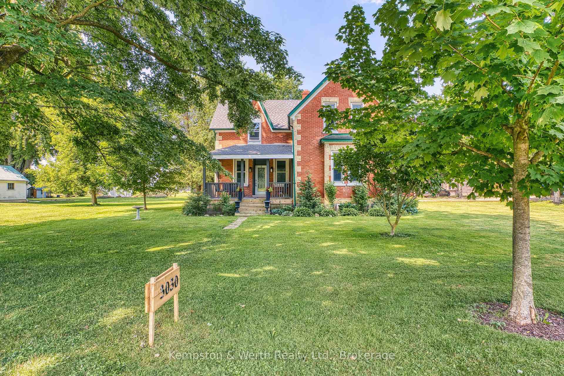 Photo 4 of 3030 Patrick Street, Howick — HOMEH