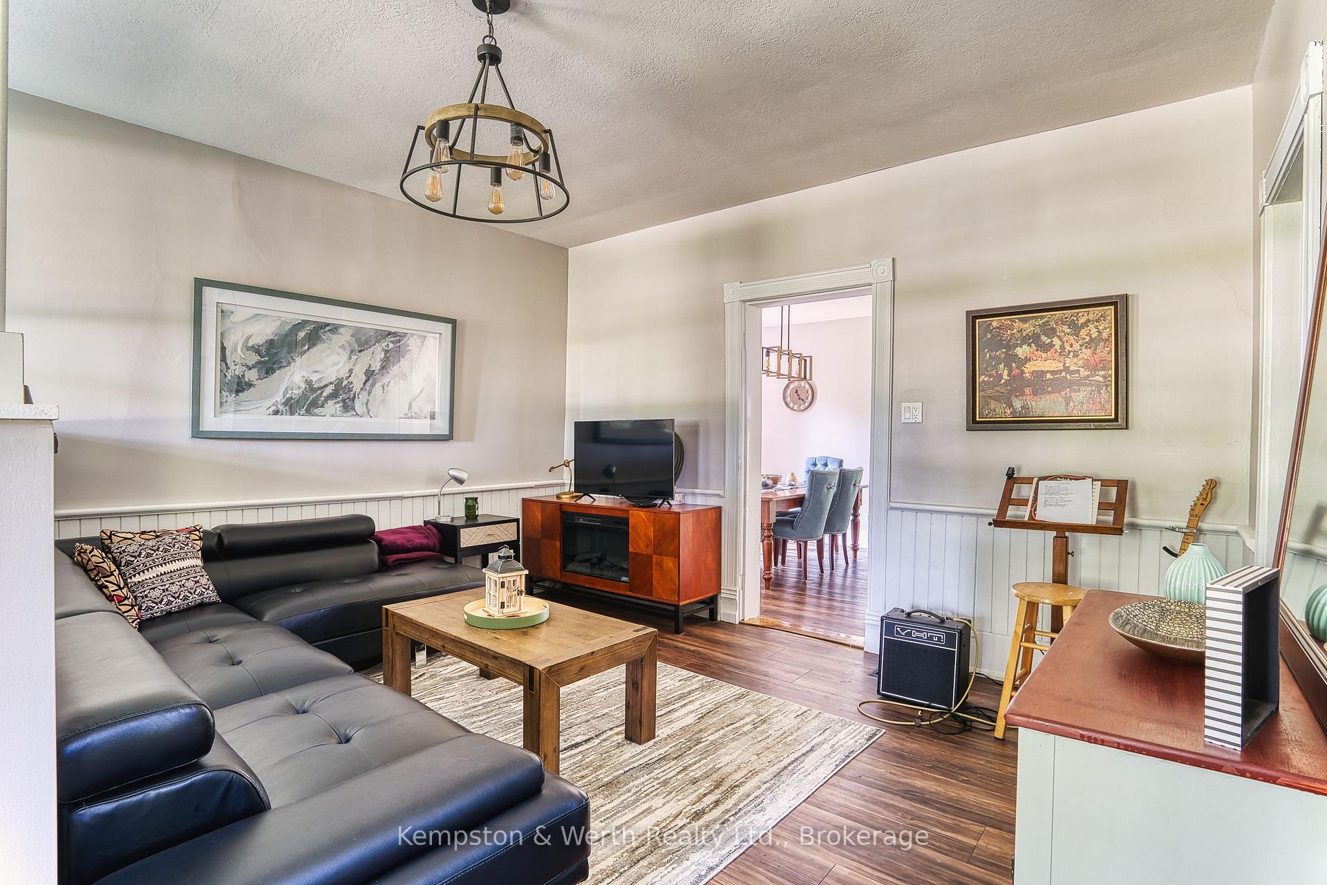 Photo 12 of 3030 Patrick Street, Howick — HOMEH