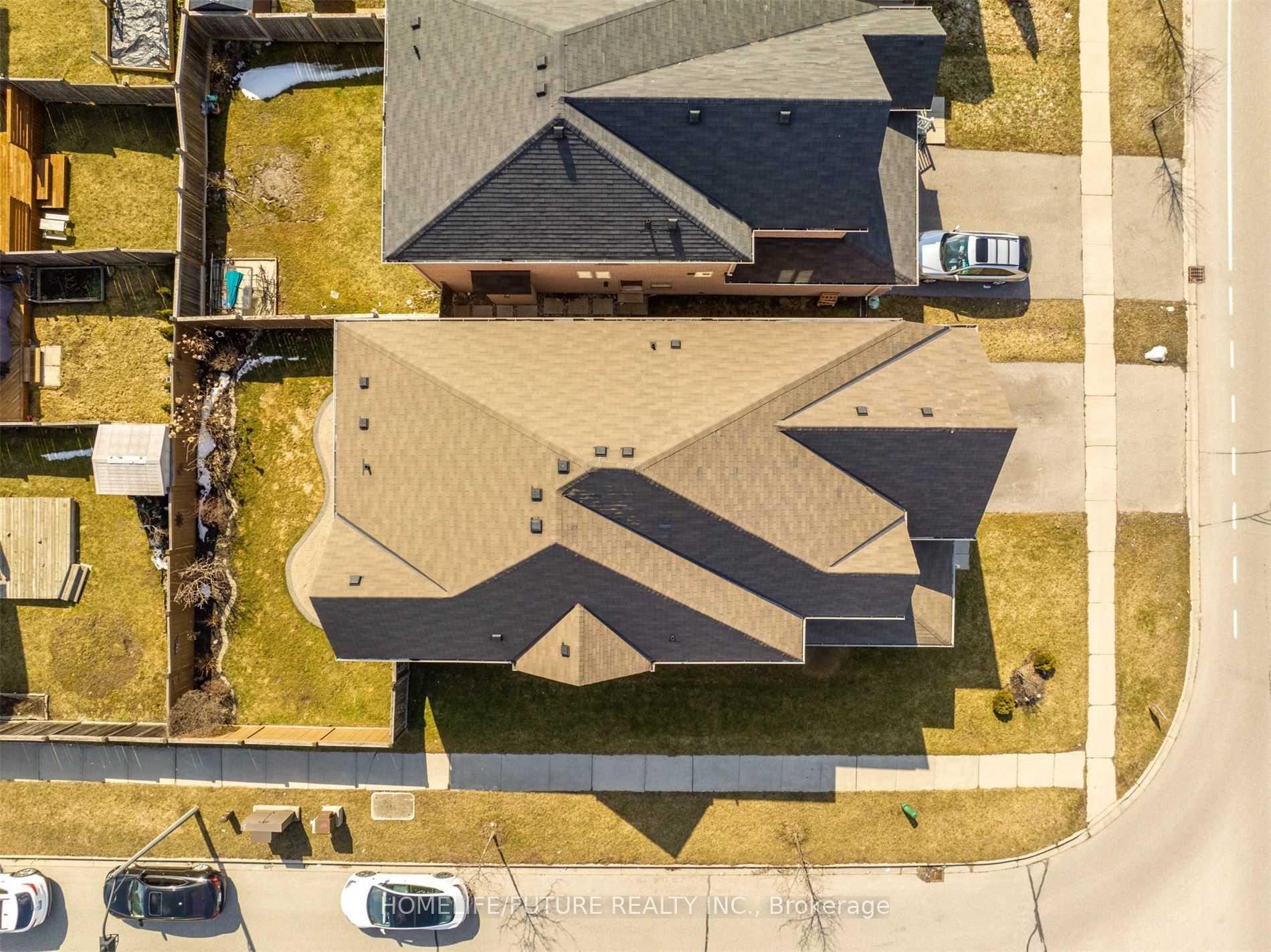 Photo 3 of 1381 Clearbrook Drive, Oshawa, Taunton — HOMEH