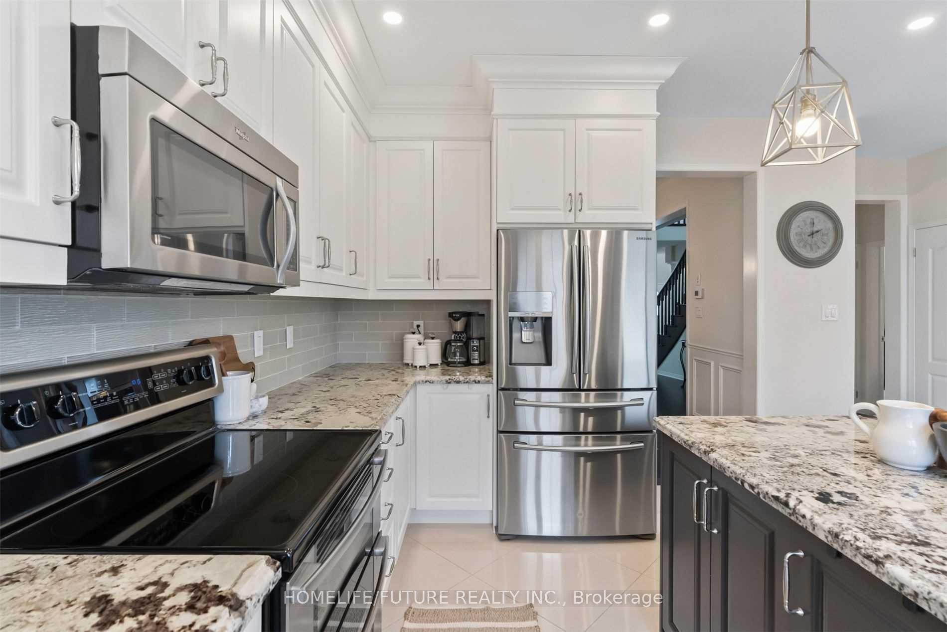 Photo 11 of 1381 Clearbrook Drive, Oshawa, Taunton — HOMEH