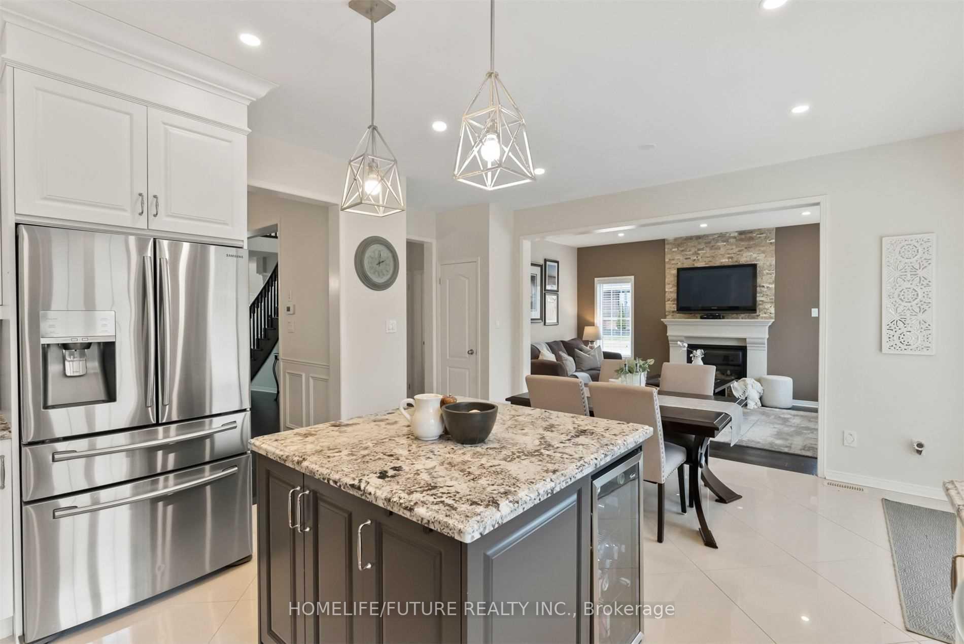 Photo 13 of 1381 Clearbrook Drive, Oshawa, Taunton — HOMEH