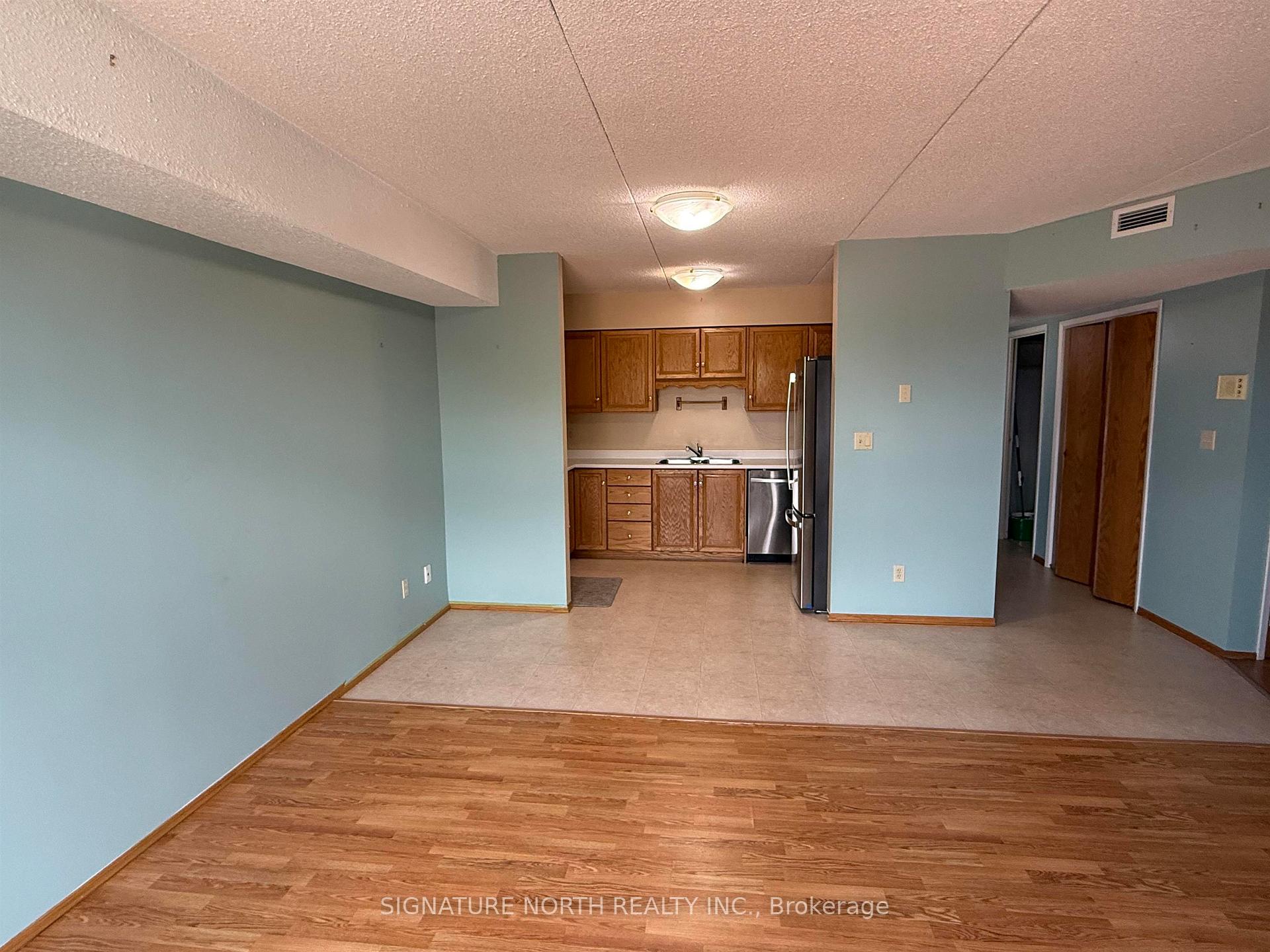 Photo 5 of Unit 303, 235 Leland Ave S, Thunder Bay, Edgewater Park — HOMEH