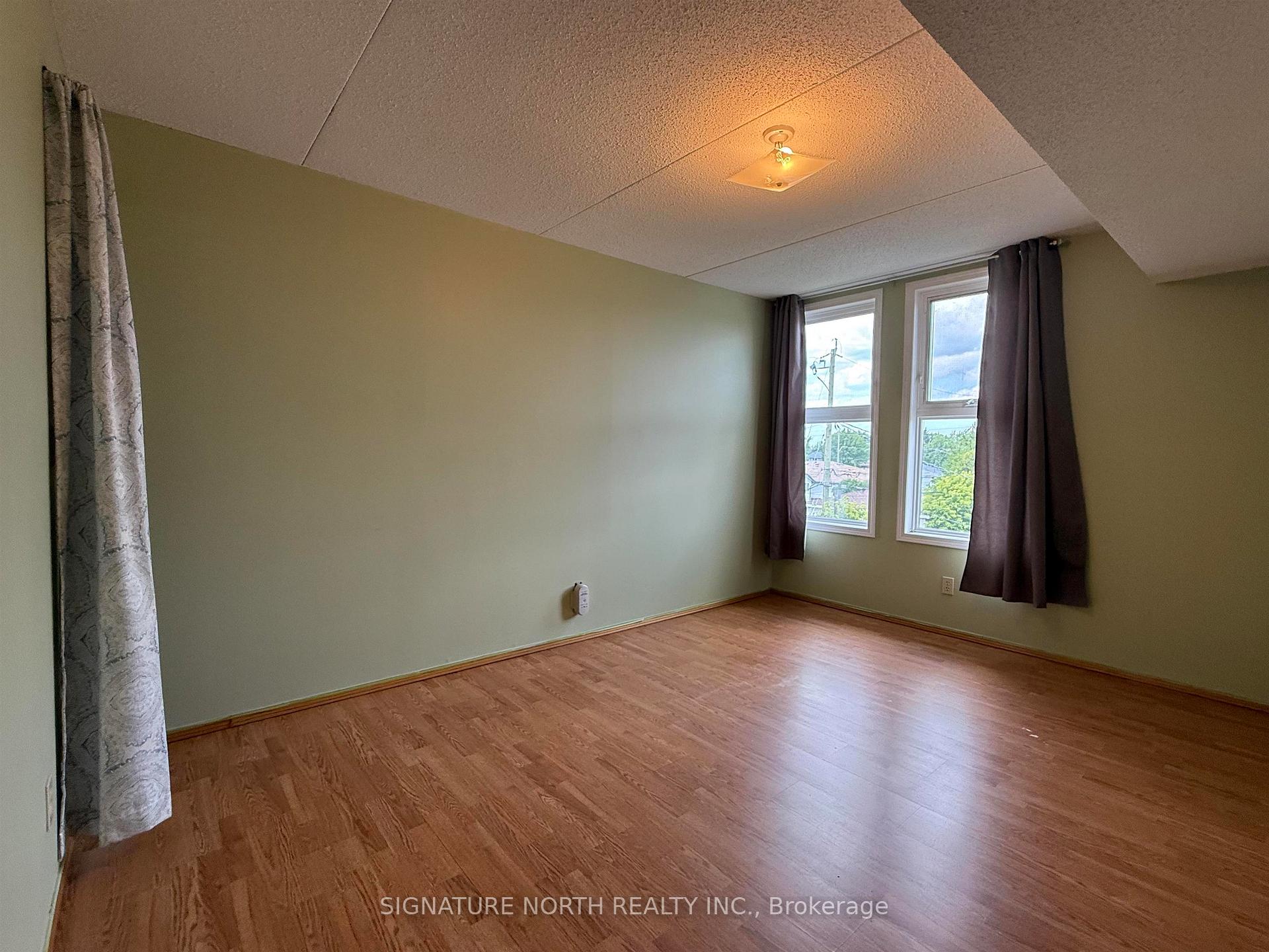 Photo 11 of Unit 303, 235 Leland Ave S, Thunder Bay, Edgewater Park — HOMEH