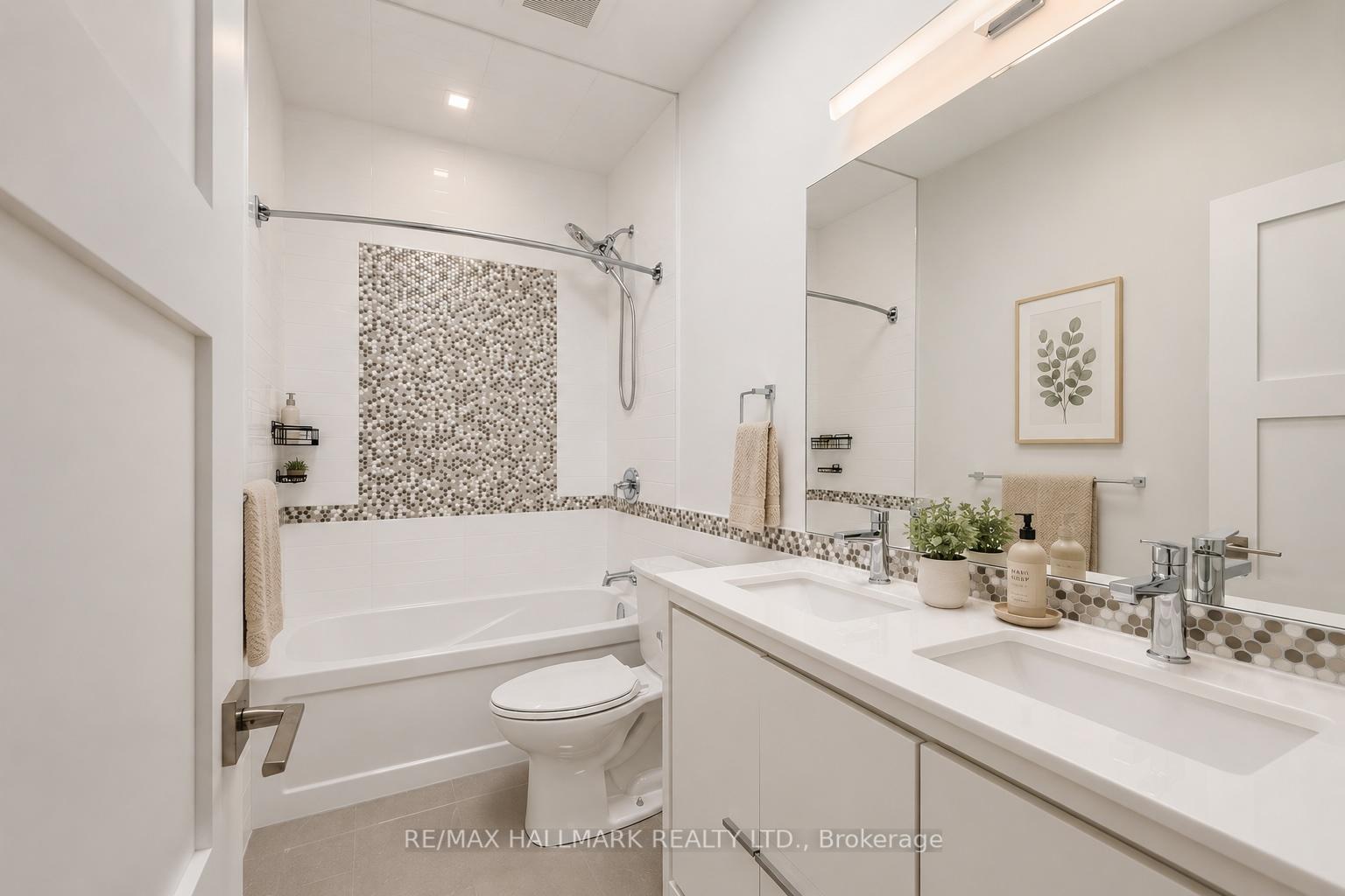 Photo 18 of 92 Craiglee Drive, Scarborough, Birchcliffe-Cliffside — HOMEH