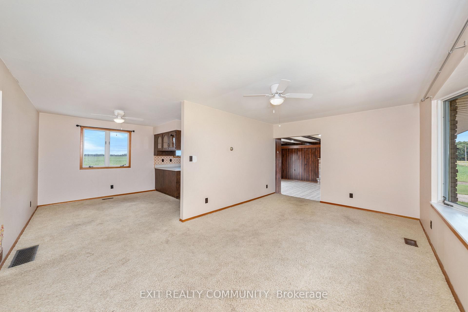 Photo 22 of 30035 Hale School Road, Chatham-Kent, Croton — HOMEH