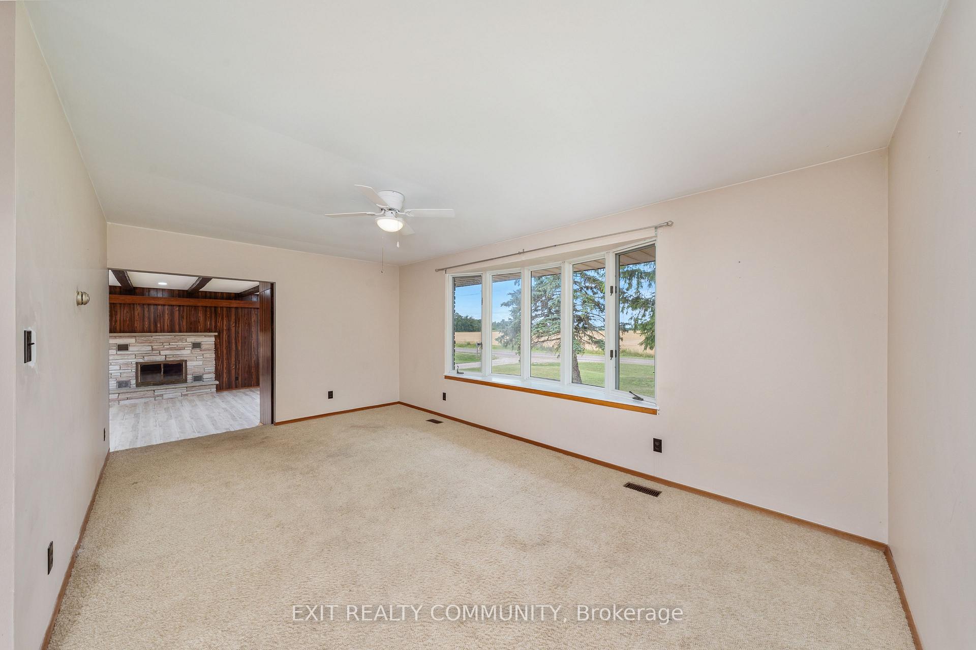 Photo 23 of 30035 Hale School Road, Chatham-Kent, Croton — HOMEH