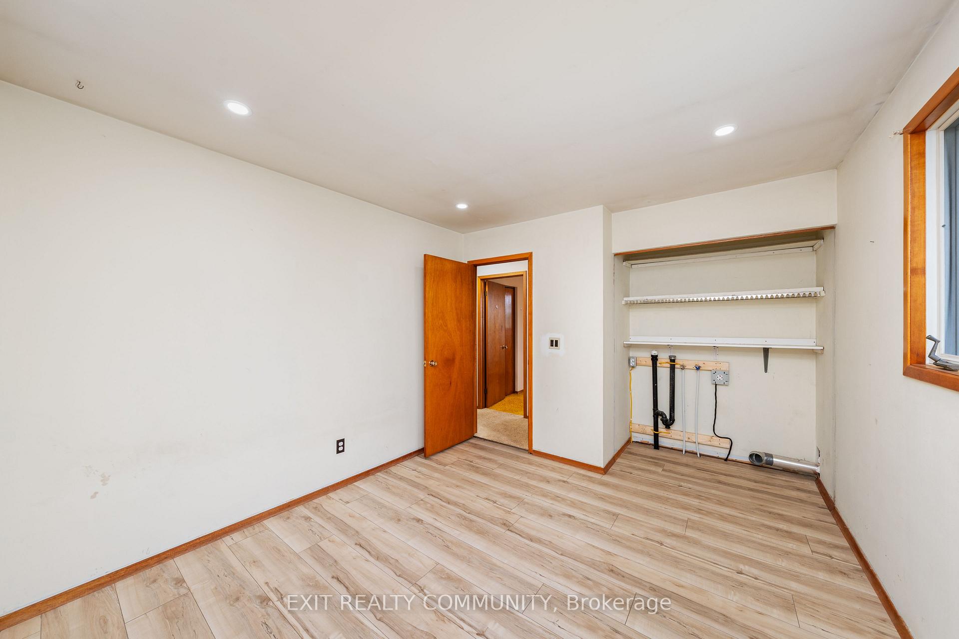 Photo 38 of 30035 Hale School Road, Chatham-Kent, Croton — HOMEH