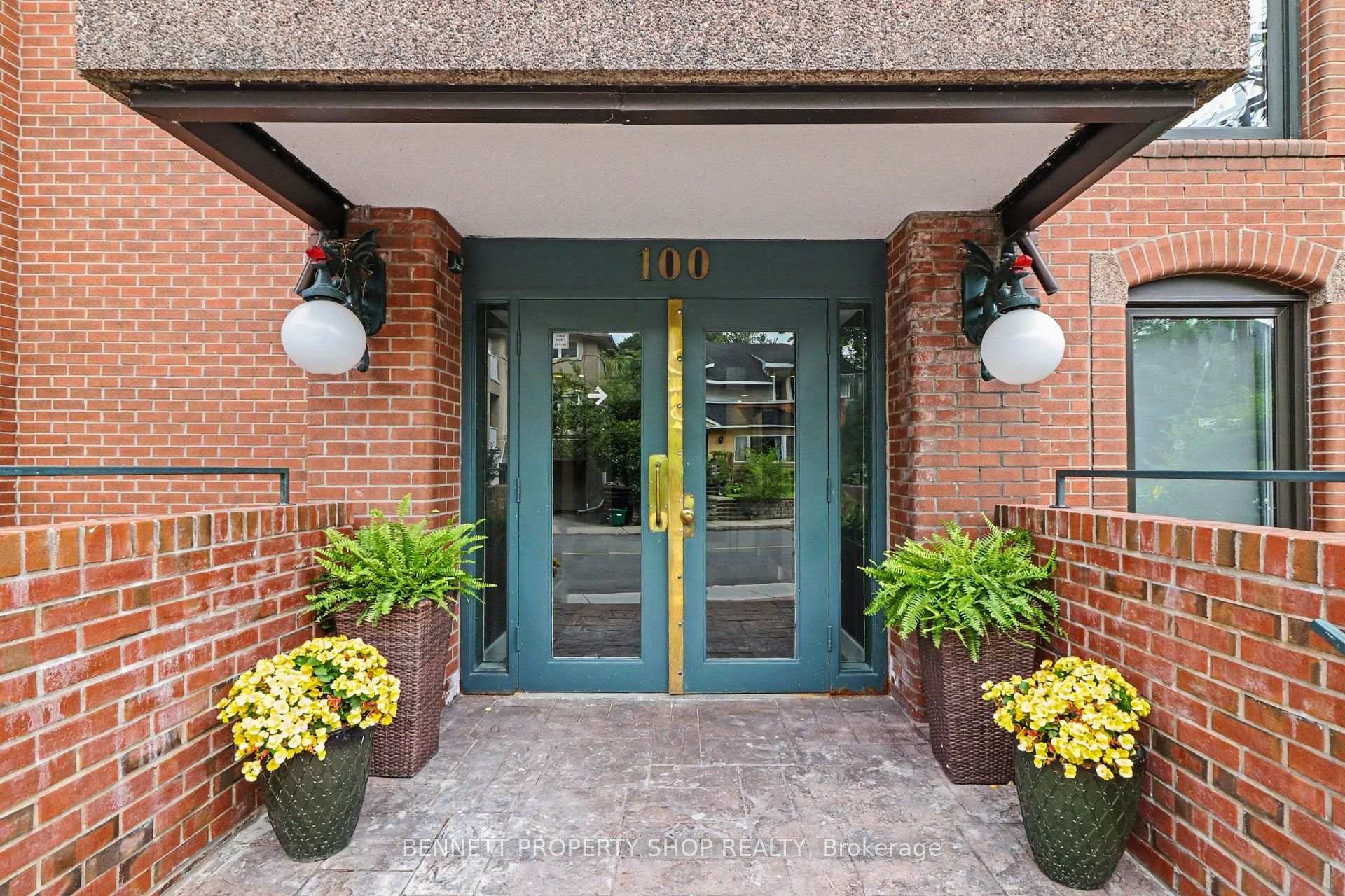 Photo 2 of Unit 3B, 100 Rideau Terrace, Ottawa, Lindenlea — HOMEH