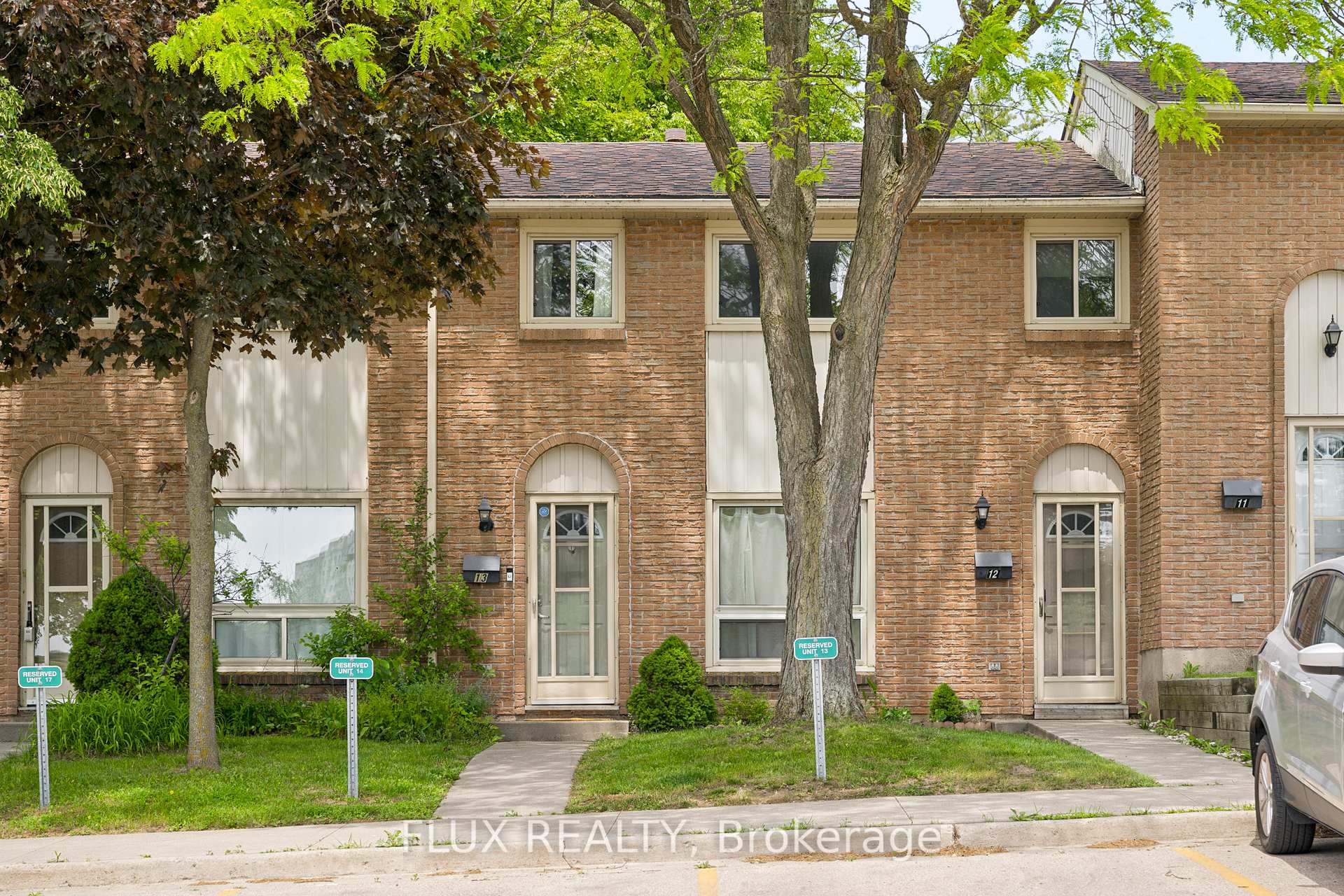 Photo 2 of Unit 13, 165 Green Valley Drive, Kitchener, Pioneer Park — HOMEH