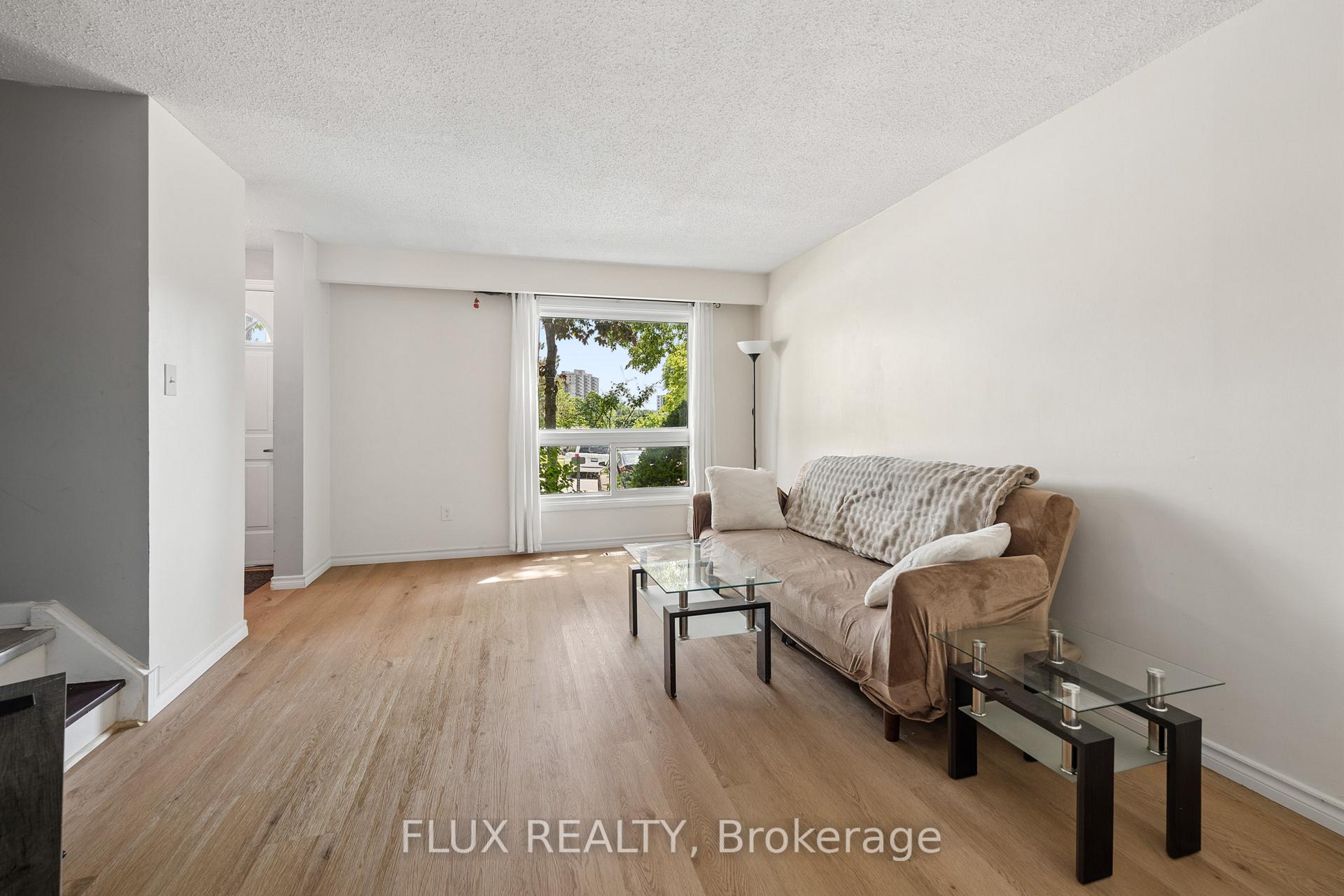 Photo 7 of Unit 13, 165 Green Valley Drive, Kitchener, Pioneer Park — HOMEH