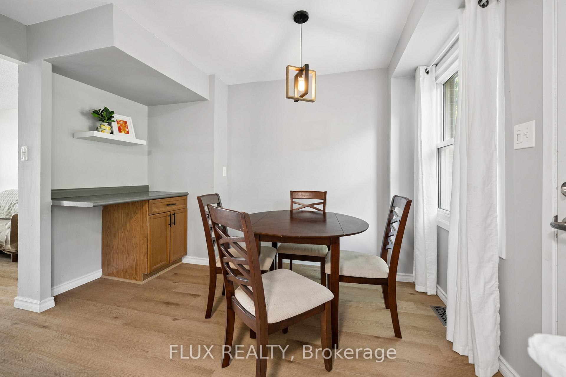 Photo 10 of Unit 13, 165 Green Valley Drive, Kitchener, Pioneer Park — HOMEH