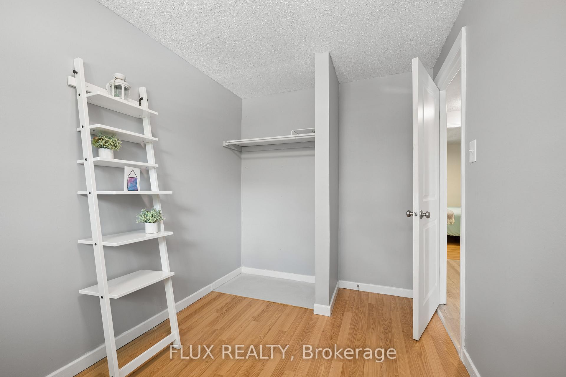 Photo 19 of Unit 13, 165 Green Valley Drive, Kitchener, Pioneer Park — HOMEH