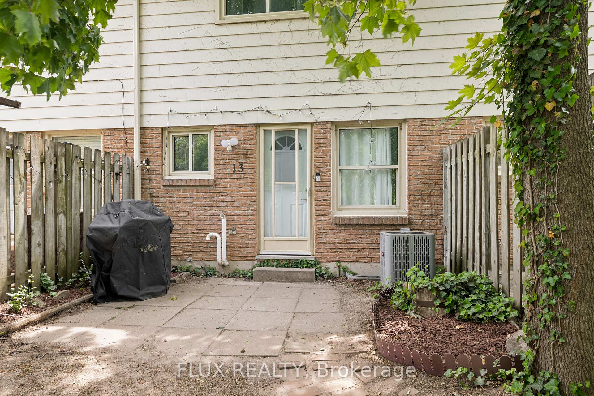 Photo 26 of Unit 13, 165 Green Valley Drive, Kitchener, Pioneer Park — HOMEH