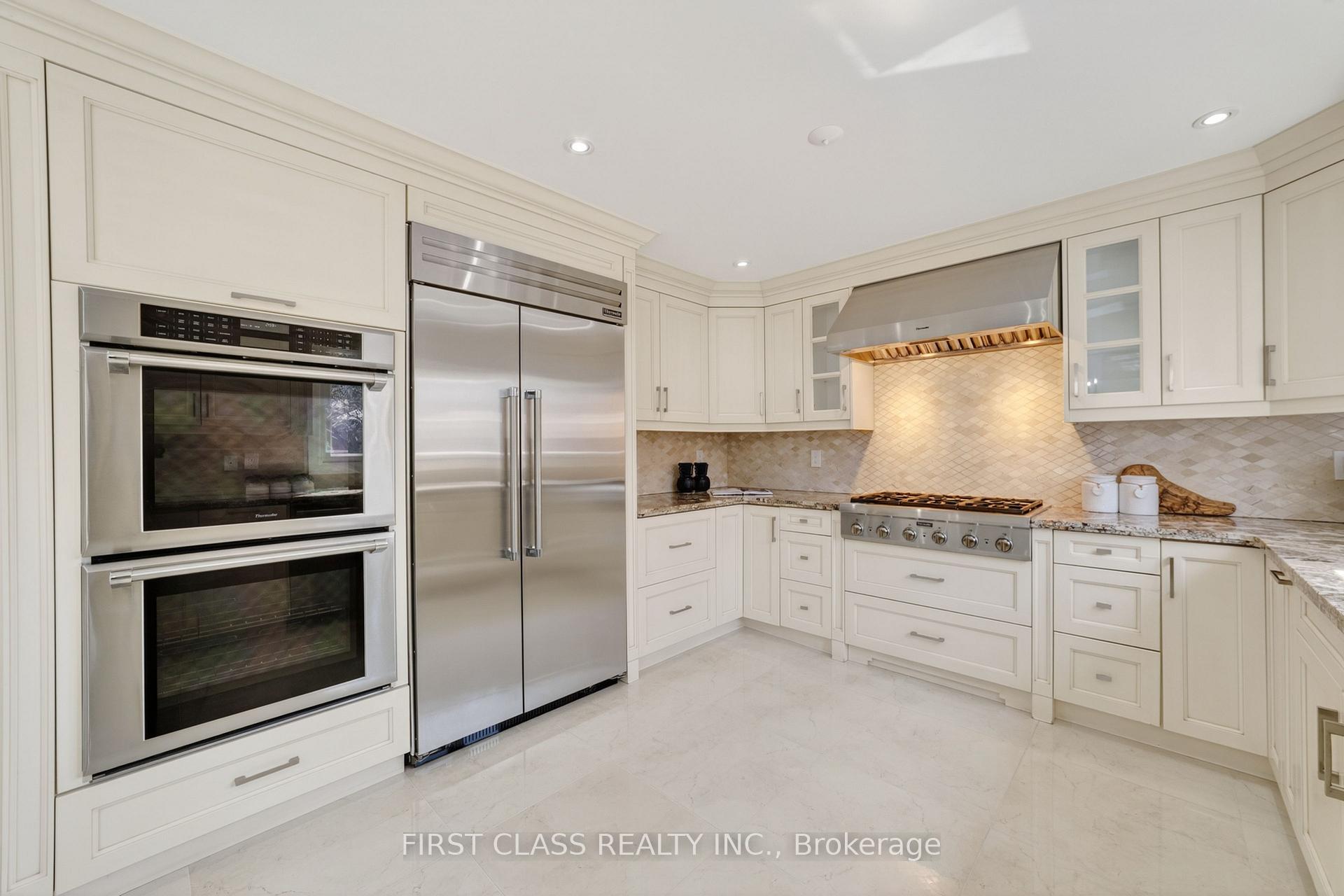 Photo 11 of 67 Hillhurst Drive, Richmond Hill, Bayview Hill — HOMEH