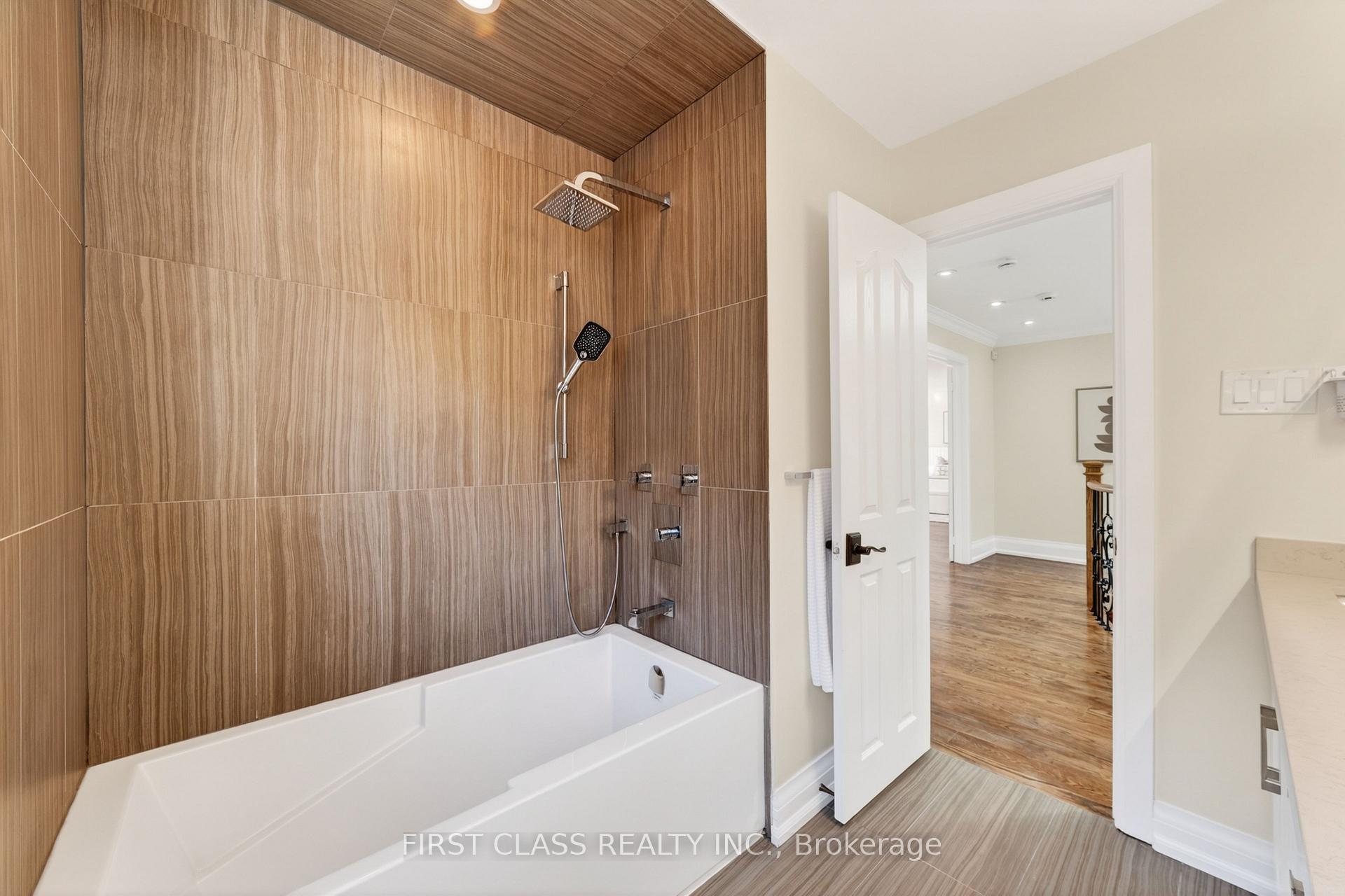 Photo 39 of 67 Hillhurst Drive, Richmond Hill, Bayview Hill — HOMEH