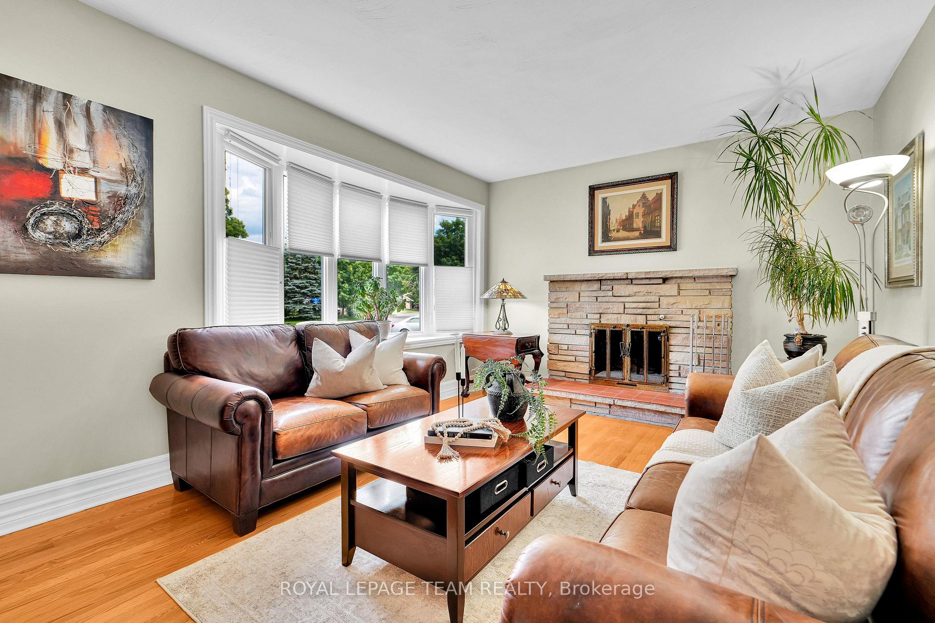 Photo 7 of 2250 Urbandale Drive, Ottawa, Elmvale Acres/Urbandale — HOMEH