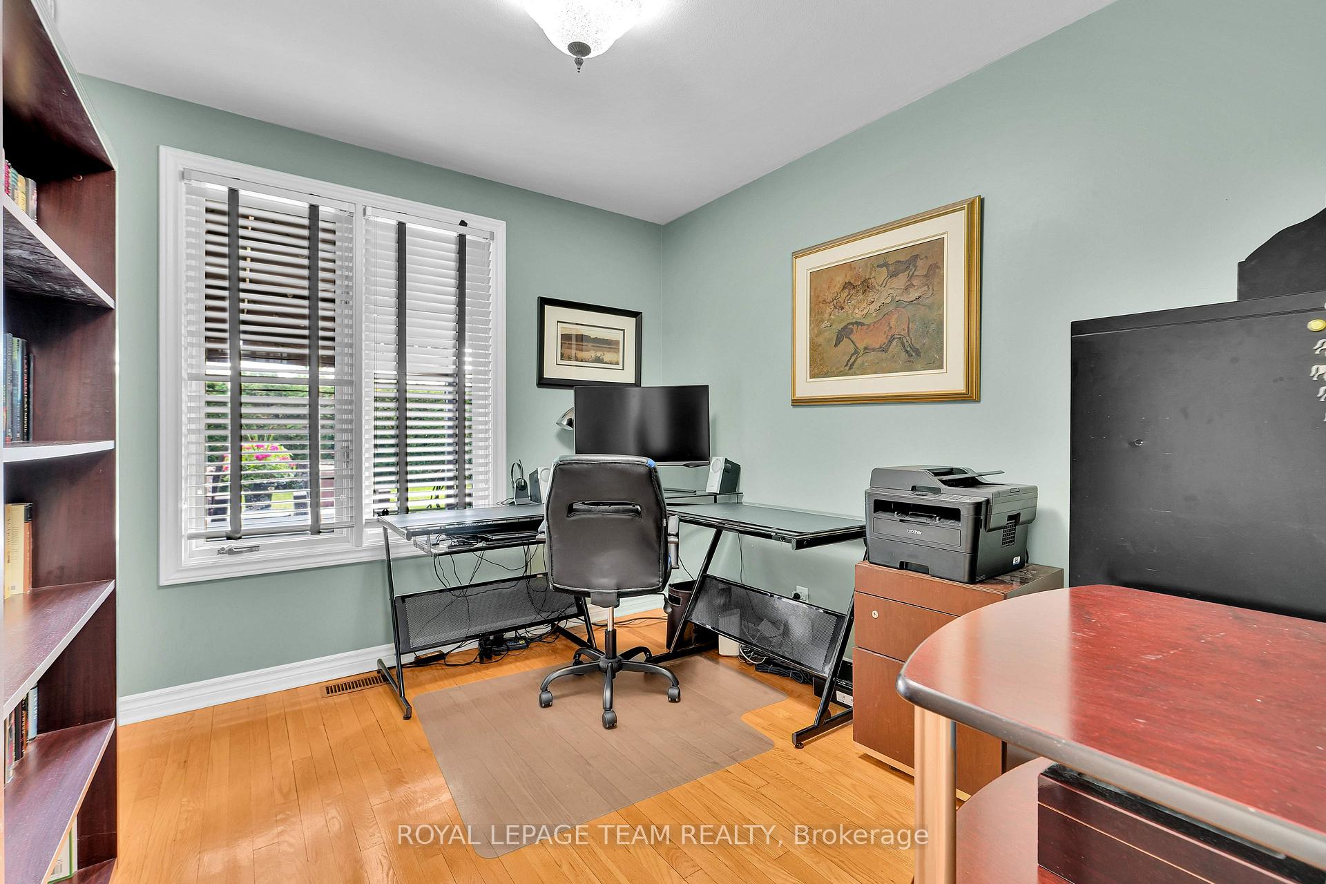 Photo 22 of 2250 Urbandale Drive, Ottawa, Elmvale Acres/Urbandale — HOMEH