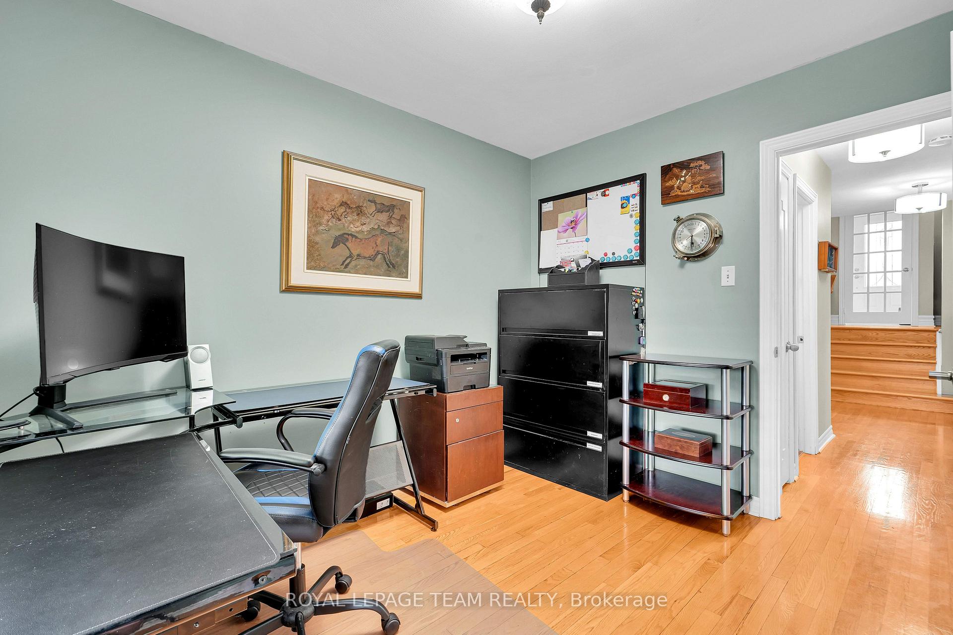 Photo 23 of 2250 Urbandale Drive, Ottawa, Elmvale Acres/Urbandale — HOMEH