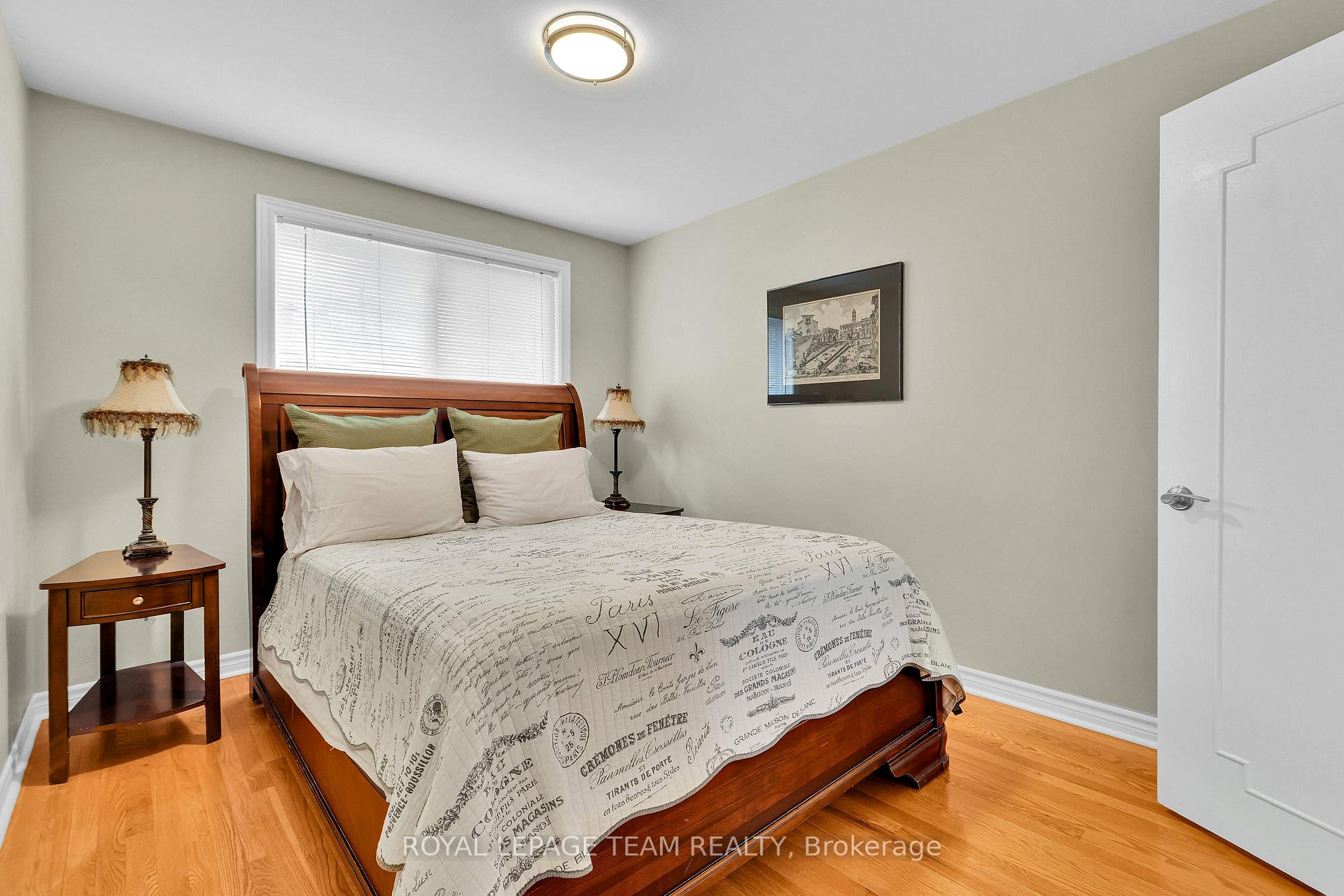 Photo 25 of 2250 Urbandale Drive, Ottawa, Elmvale Acres/Urbandale — HOMEH