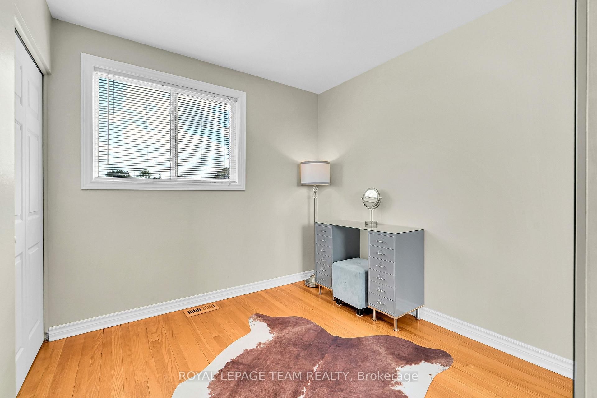 Photo 27 of 2250 Urbandale Drive, Ottawa, Elmvale Acres/Urbandale — HOMEH