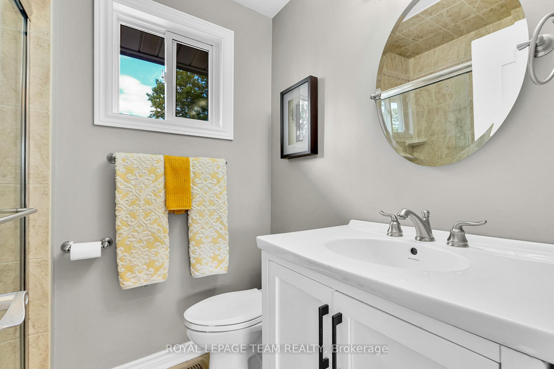 Photo 31 of 2250 Urbandale Drive, Ottawa, Elmvale Acres/Urbandale — HOMEH