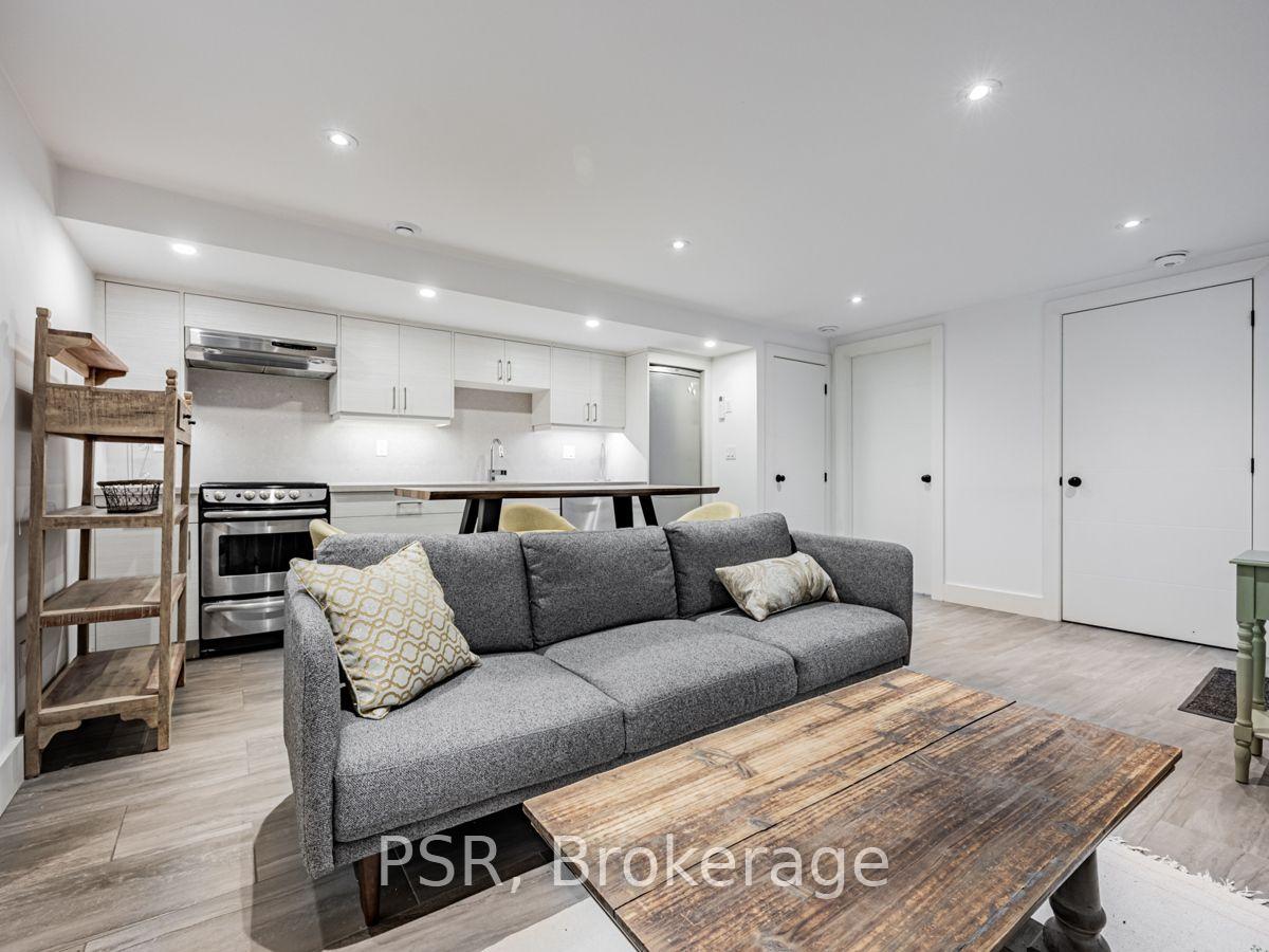 Photo 4 of Unit #Basement, 71 Crawford Street, Toronto, Trinity-Bellwoods — HOMEH