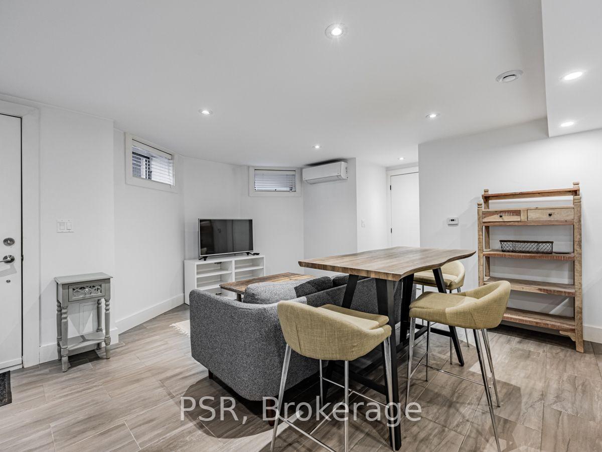 Photo 12 of Unit #Basement, 71 Crawford Street, Toronto, Trinity-Bellwoods — HOMEH