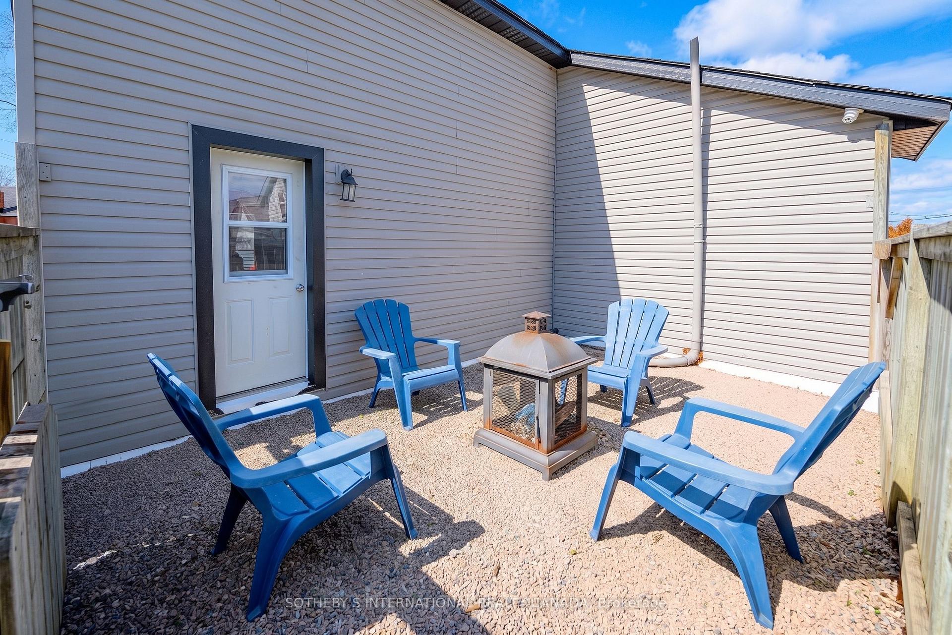 Photo 14 of 42 Pavillion Road, Kawartha Lakes, Verulam — HOMEH
