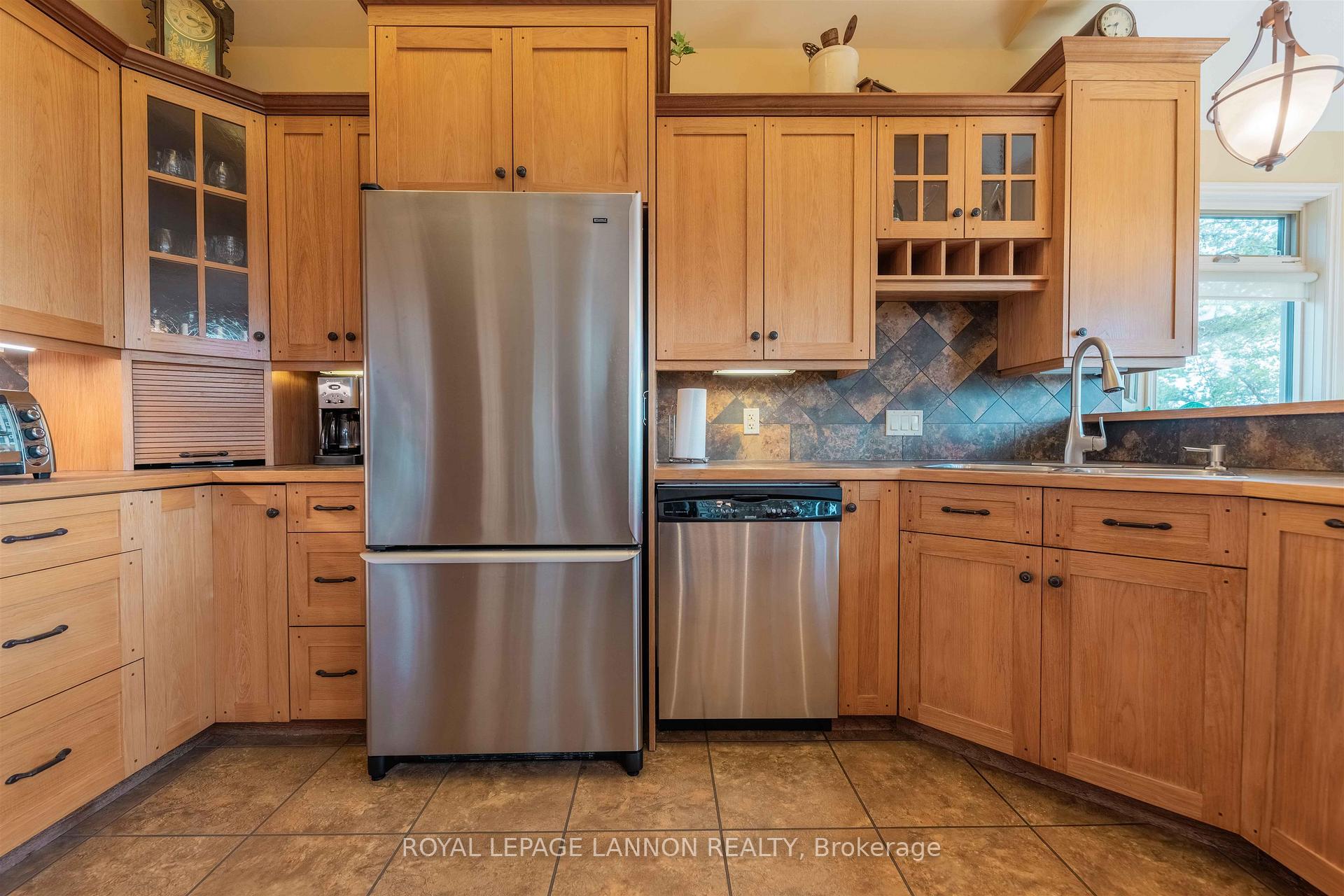 Photo 31 of 135 Mickelson Drive E, Shuniah — HOMEH