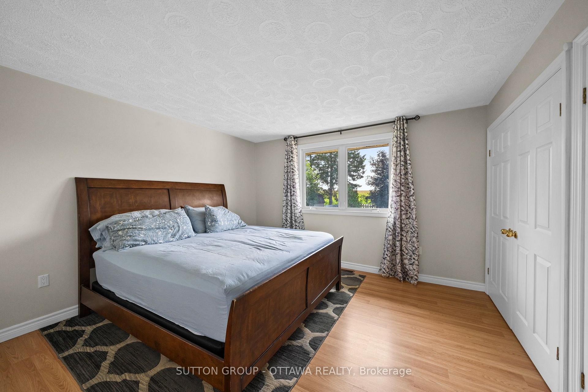 Photo 15 of 77 Main Street, North Dundas, North Dundas (Winchester) Twp — HOMEH