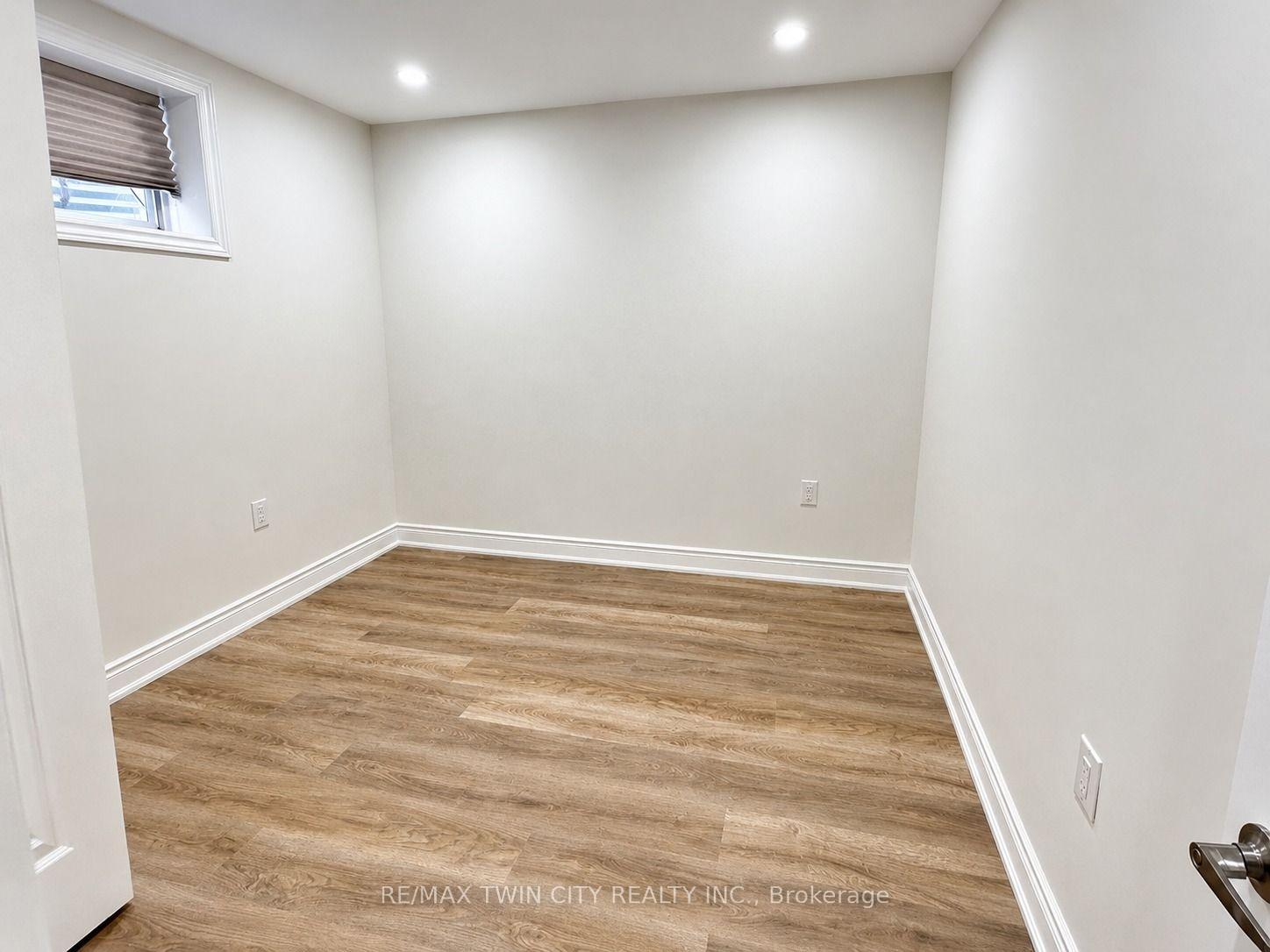 Photo 7 of Unit Basement, 423 Tealby Crescent, Waterloo, Colonial Acres — HOMEH