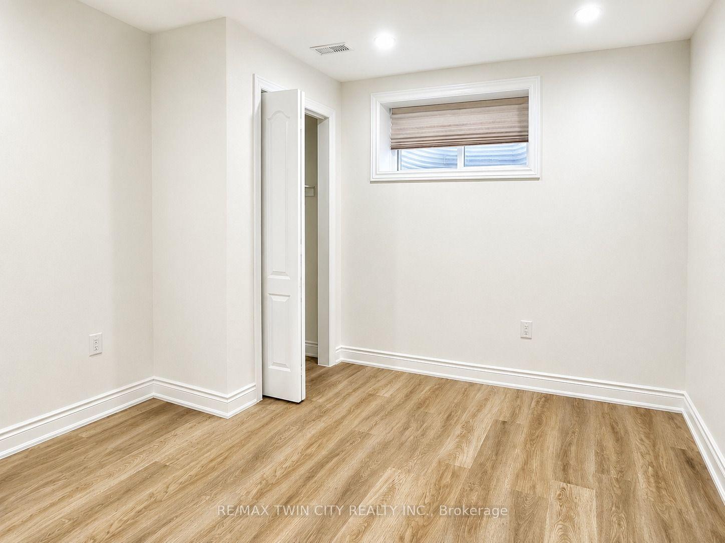 Photo 10 of Unit Basement, 423 Tealby Crescent, Waterloo, Colonial Acres — HOMEH