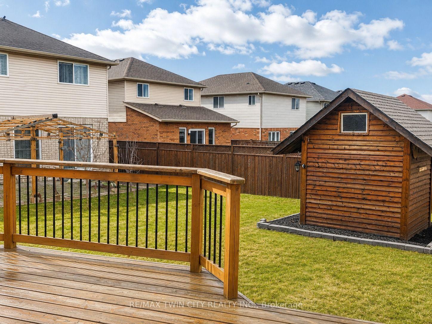 Photo 19 of Unit Basement, 423 Tealby Crescent, Waterloo, Colonial Acres — HOMEH