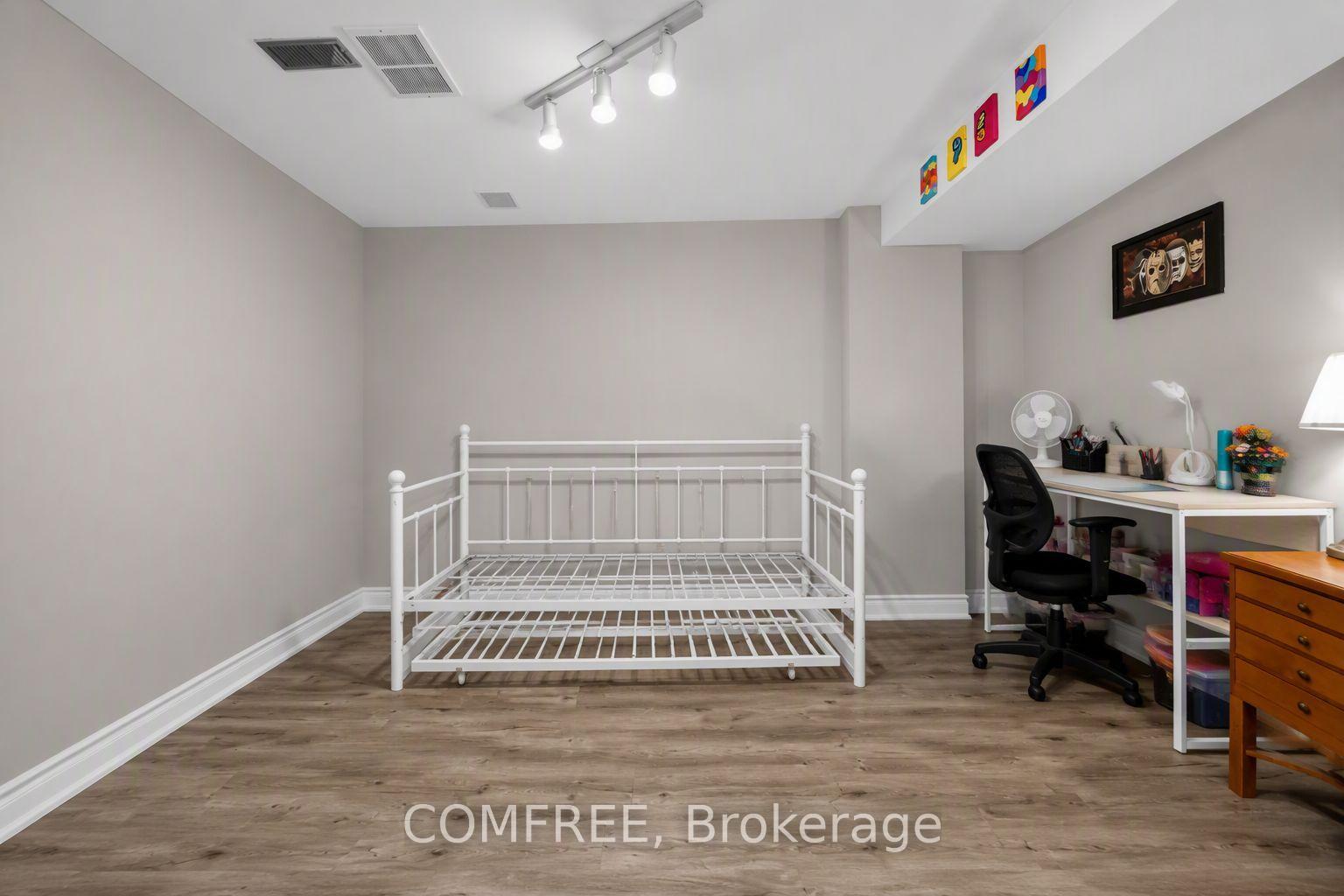 Photo 35 of 15D View Green Crescent, Etobicoke, West Humber-Clairville — HOMEH