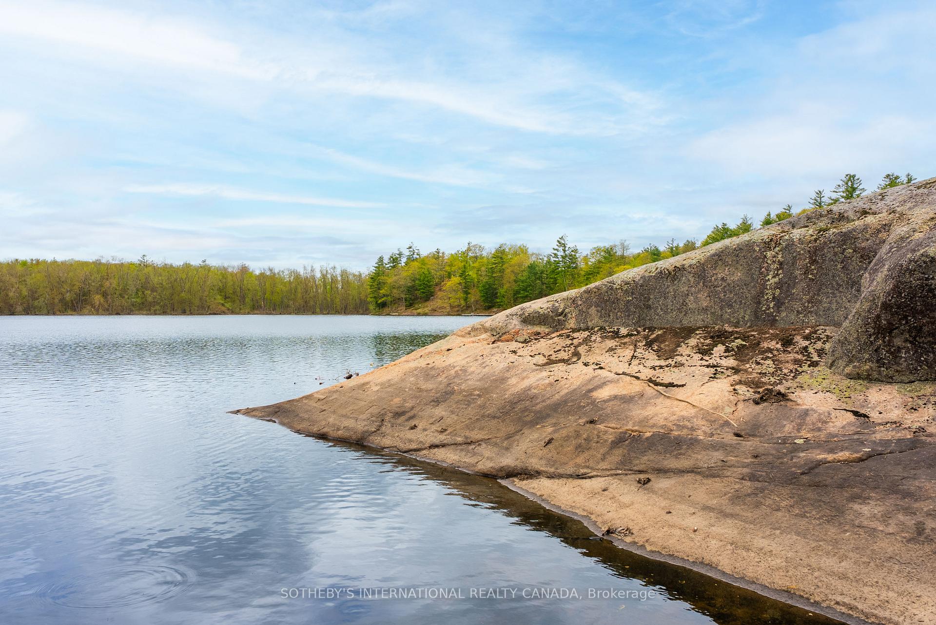 Photo 4 of 1074 Cooks Road, Gravenhurst, Ryde — HOMEH