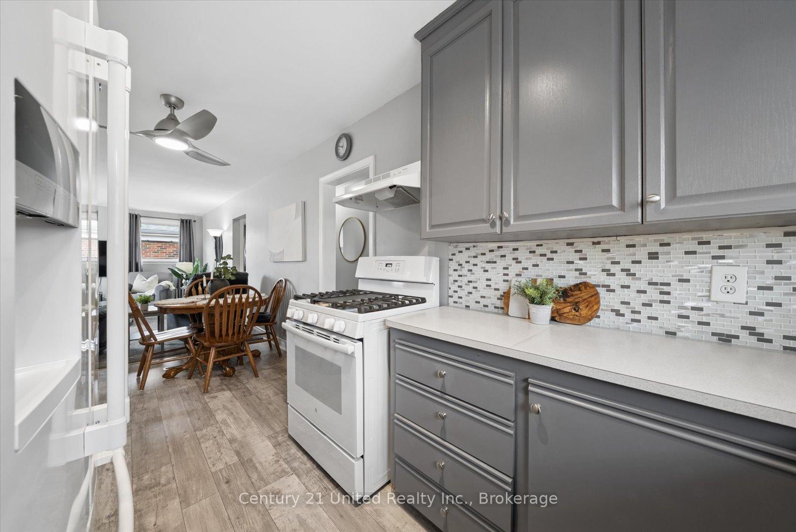 Photo 17 of 679 Bellaire Street, Peterborough, Otonabee Ward 1 — HOMEH