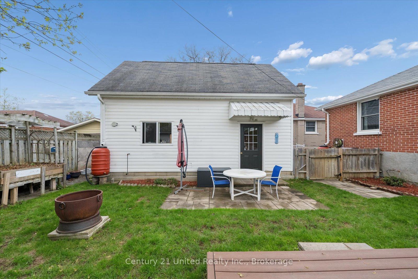 Photo 41 of 679 Bellaire Street, Peterborough, Otonabee Ward 1 — HOMEH