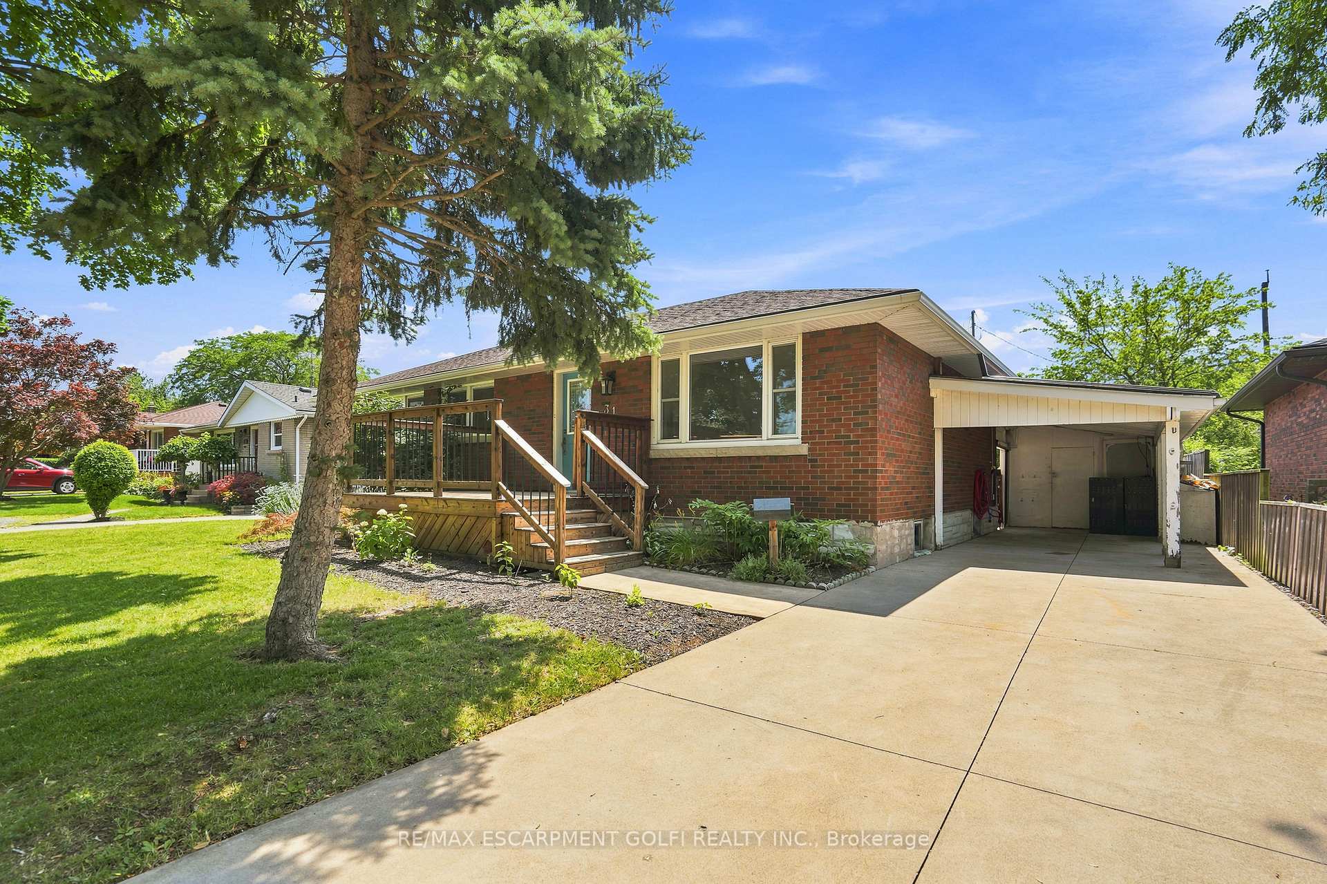 Photo 2 of 31 Franklin Boulevard, St. Catharines, E. Chester — HOMEH
