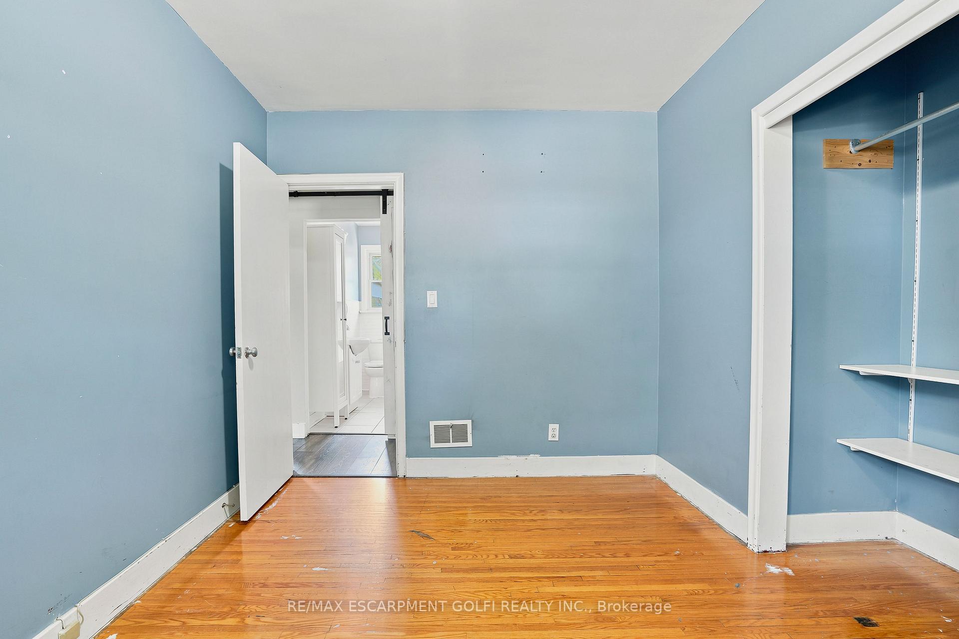 Photo 13 of 31 Franklin Boulevard, St. Catharines, E. Chester — HOMEH
