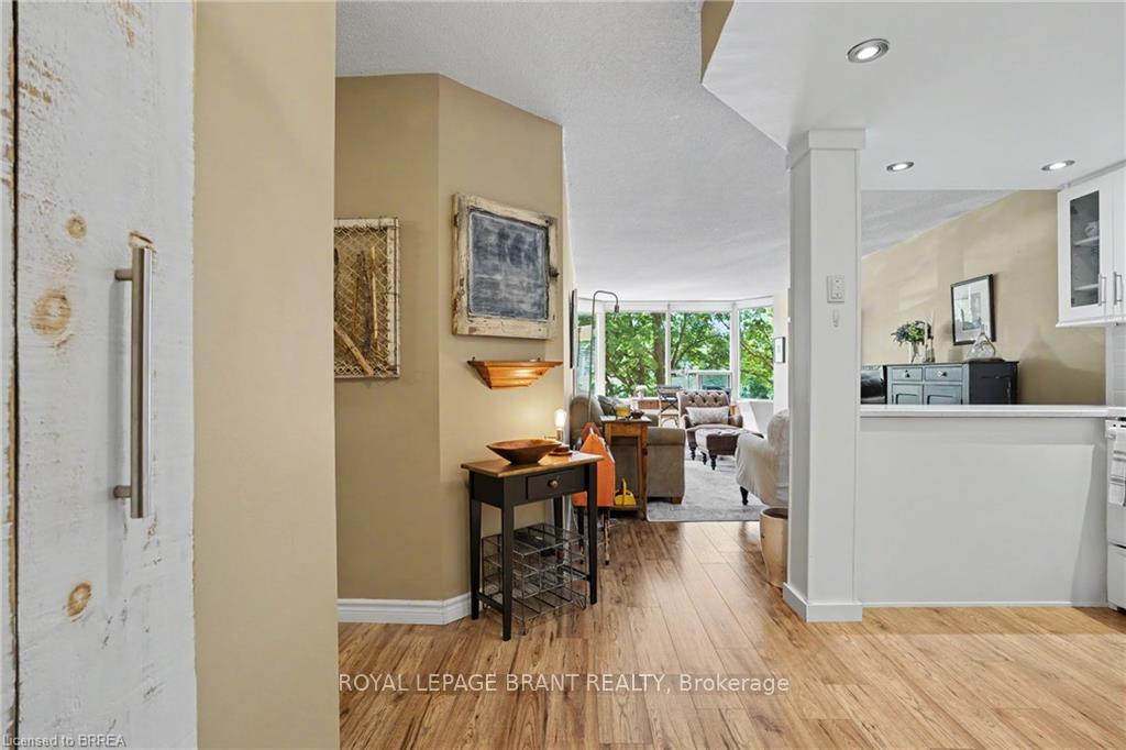Photo 8 of Unit 204, 1270 Maple Crossing Boulevard, Burlington, Brant — HOMEH