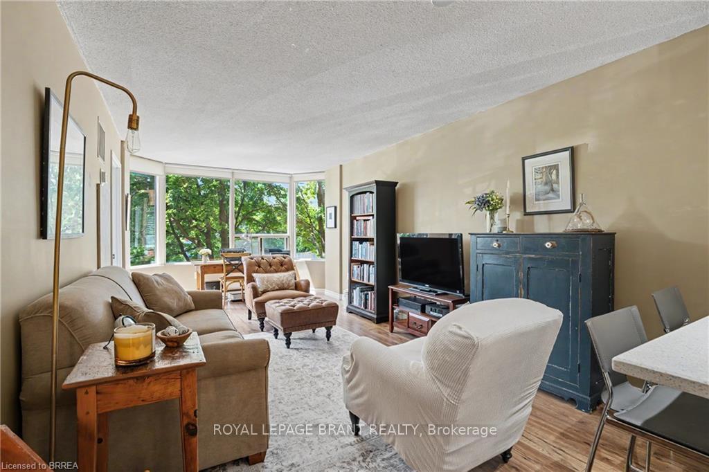 Photo 9 of Unit 204, 1270 Maple Crossing Boulevard, Burlington, Brant — HOMEH
