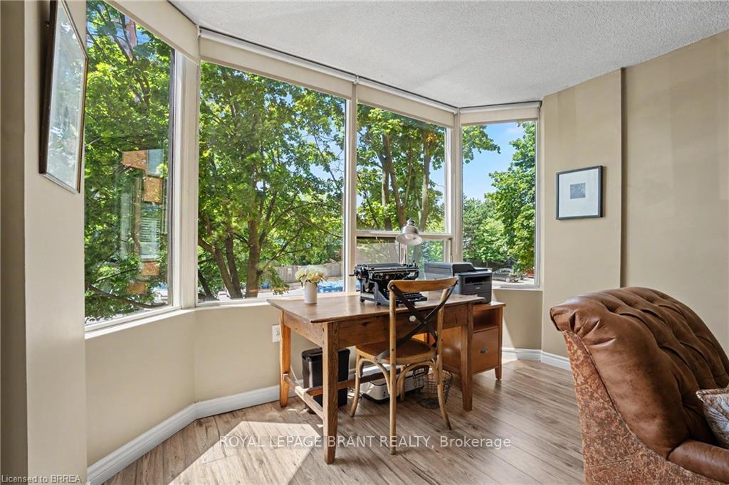 Photo 13 of Unit 204, 1270 Maple Crossing Boulevard, Burlington, Brant — HOMEH