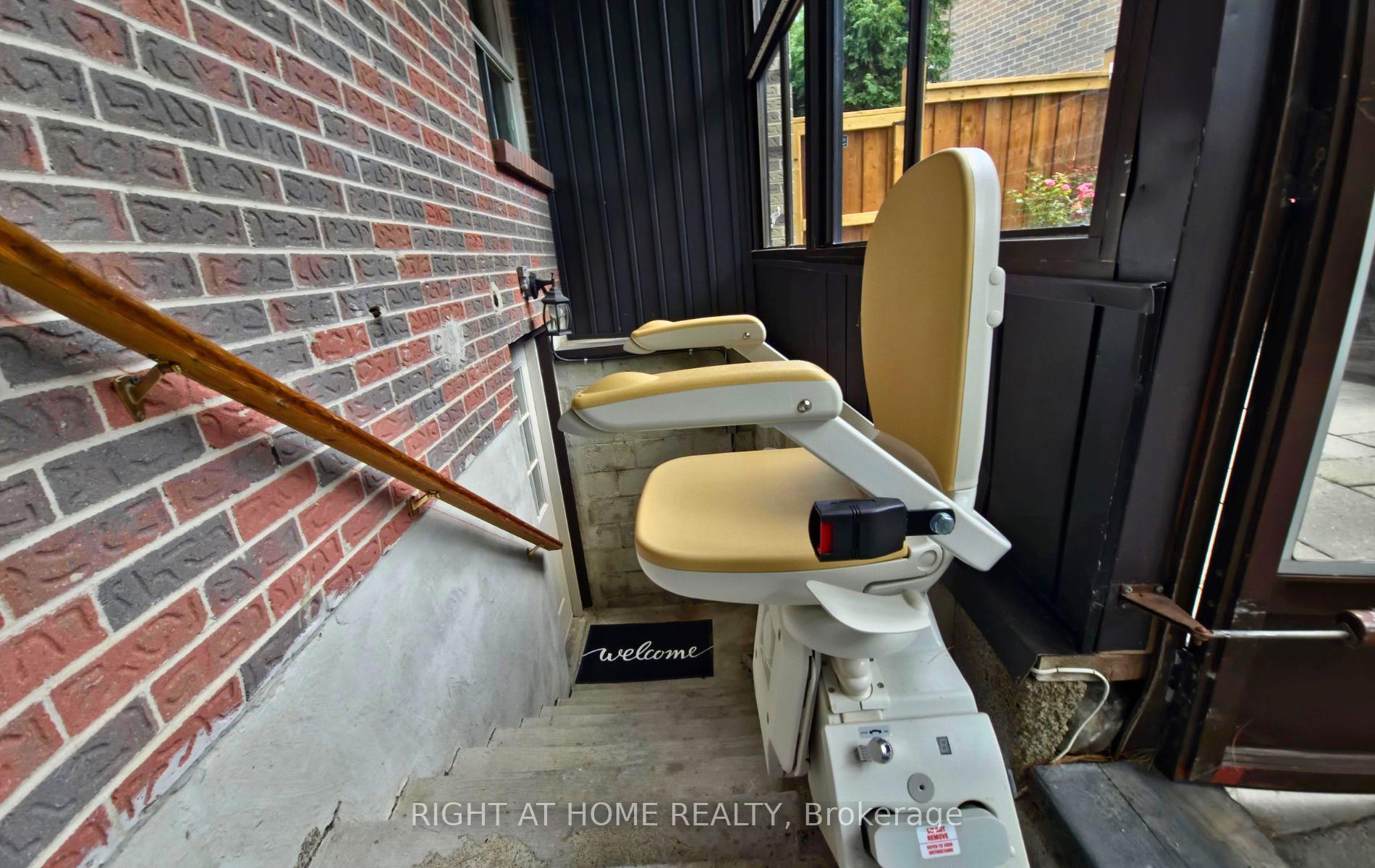 Photo 54 of 1665 Asgard Drive, Mississauga, Lakeview — HOMEH