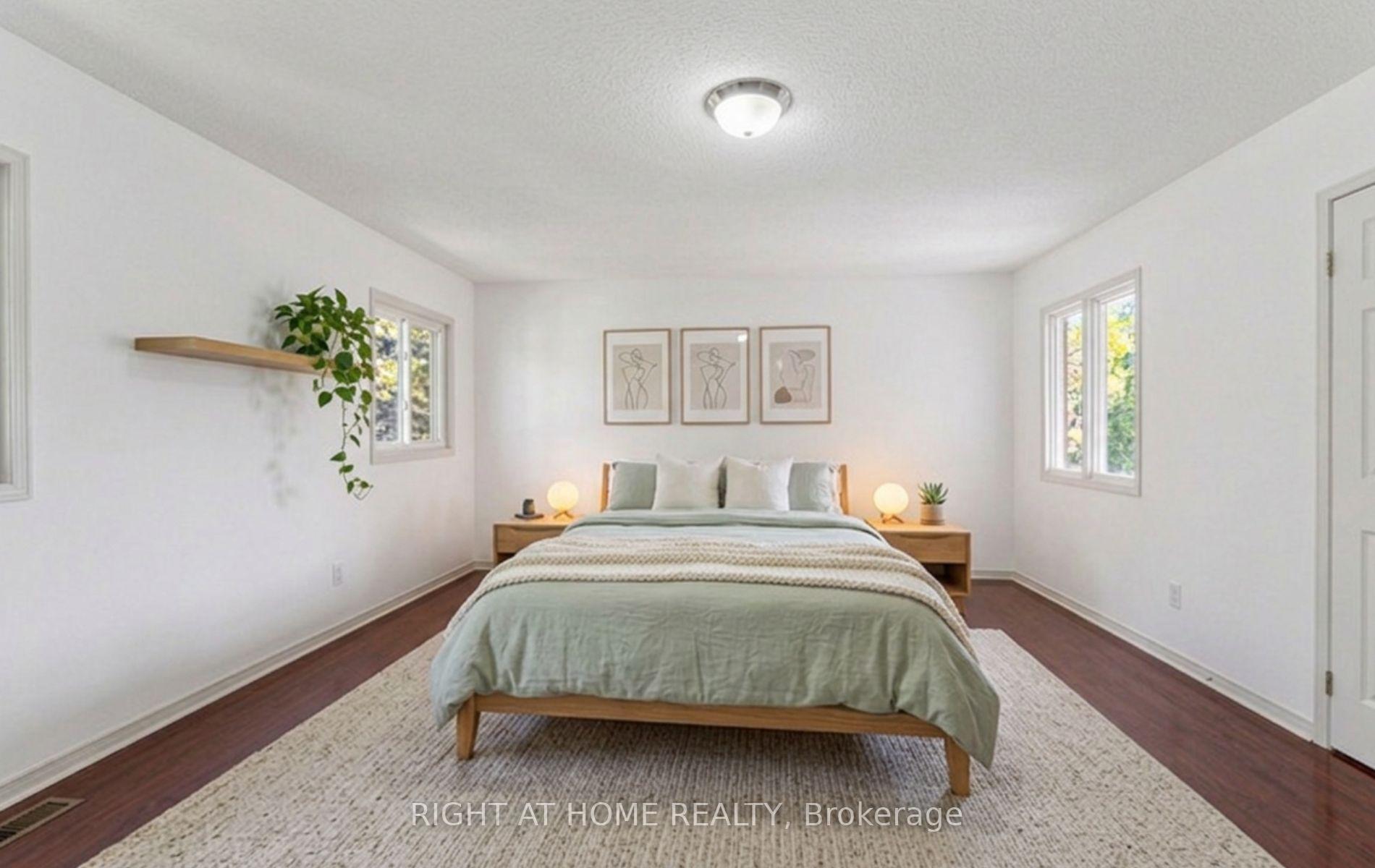 Photo 30 of 1665 Asgard Drive, Mississauga, Lakeview — HOMEH