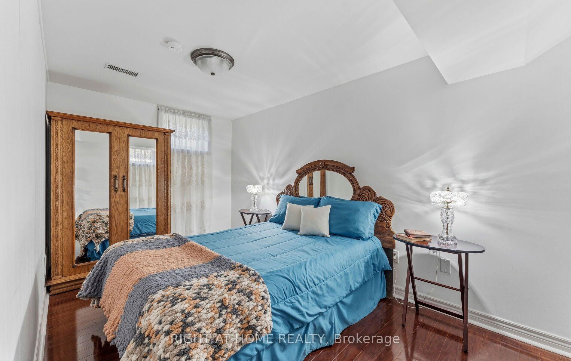 Photo 71 of 1665 Asgard Drive, Mississauga, Lakeview — HOMEH