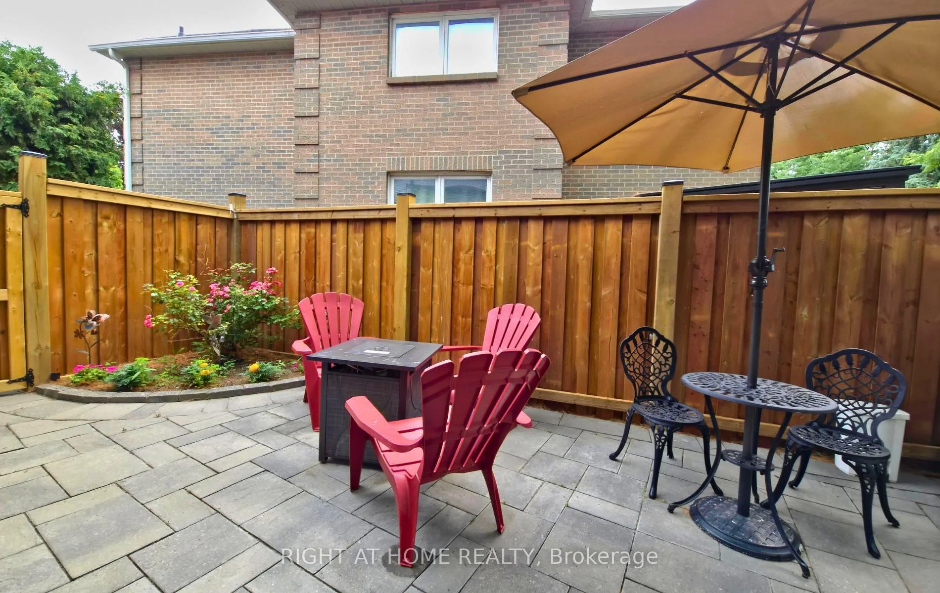 Photo 18 of 1665 Asgard Drive, Mississauga, Lakeview — HOMEH