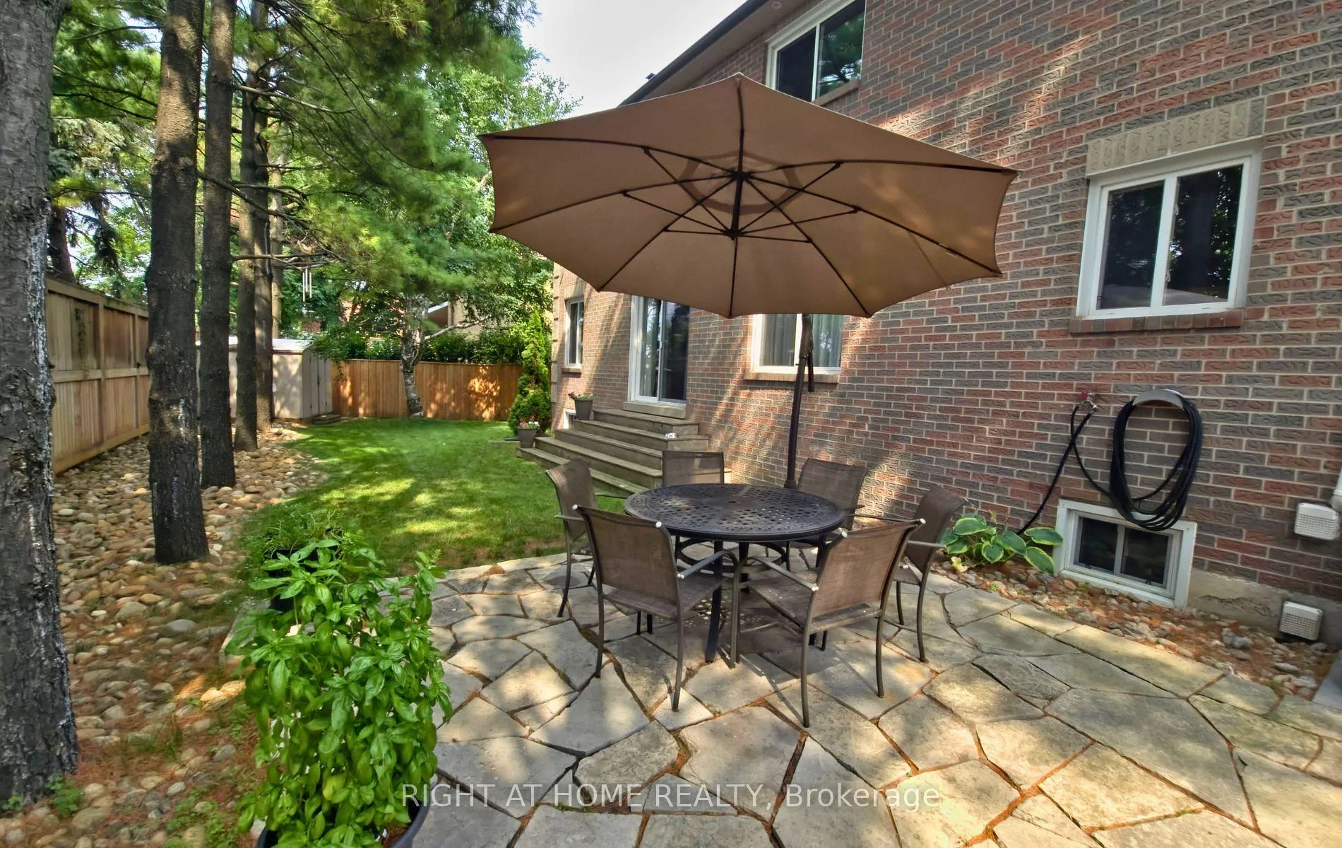 Photo 29 of 1665 Asgard Drive, Mississauga, Lakeview — HOMEH