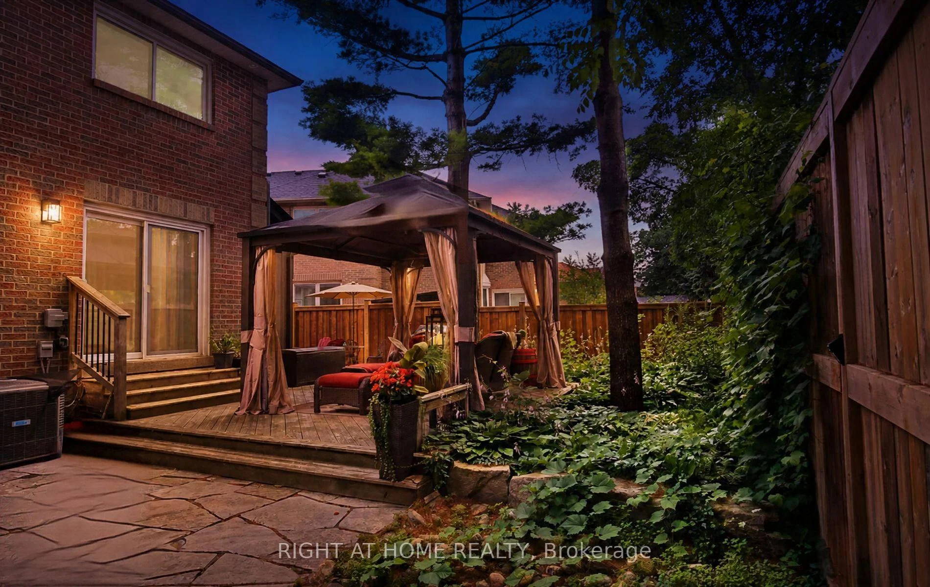 Photo 68 of 1665 Asgard Drive, Mississauga, Lakeview — HOMEH